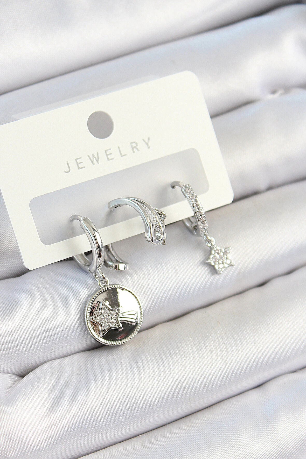 Dodes Dodes Pirinç Zirkon Taşlı Sallantılı Yıldız Model Gümüş Renk 3'lü Çift Kadın Küpe Set TG27BKP10792