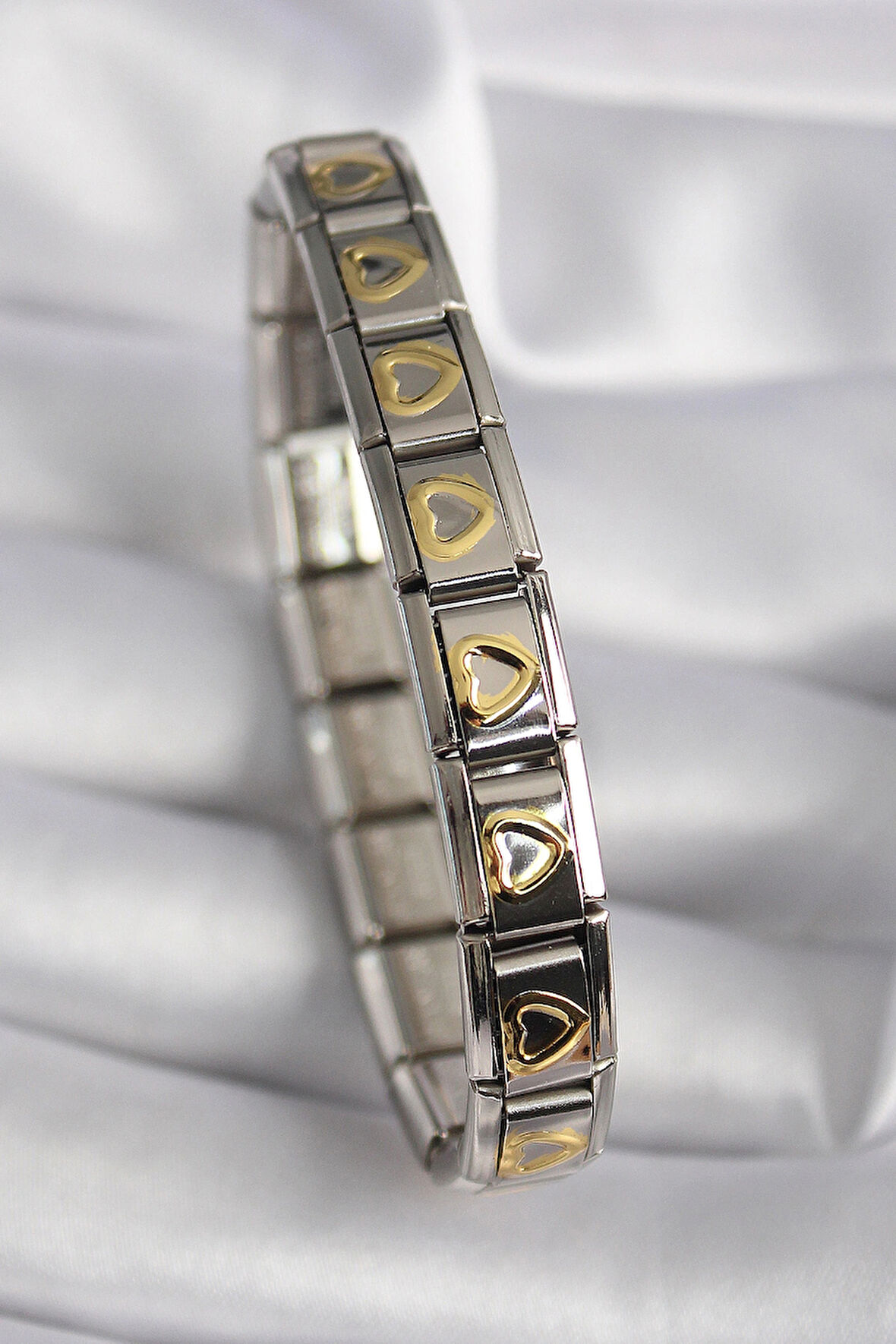 Dodes Dodes 316L Çelik Gümüş Renk Gold Kalp İşleme Nomination Model Kadın Bileklik TG27BB6481