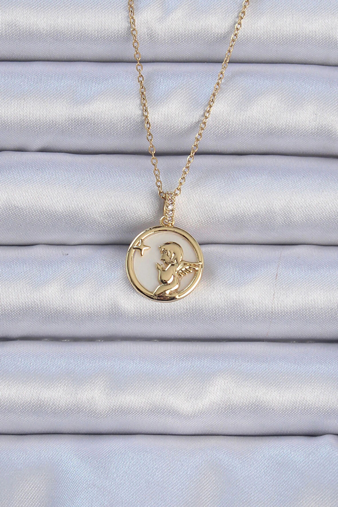 Dodes Dodes 316L Çelik Zincir Altın Renk Zirkon Taşlı Mineli Melek Kolye TG27BKO9085