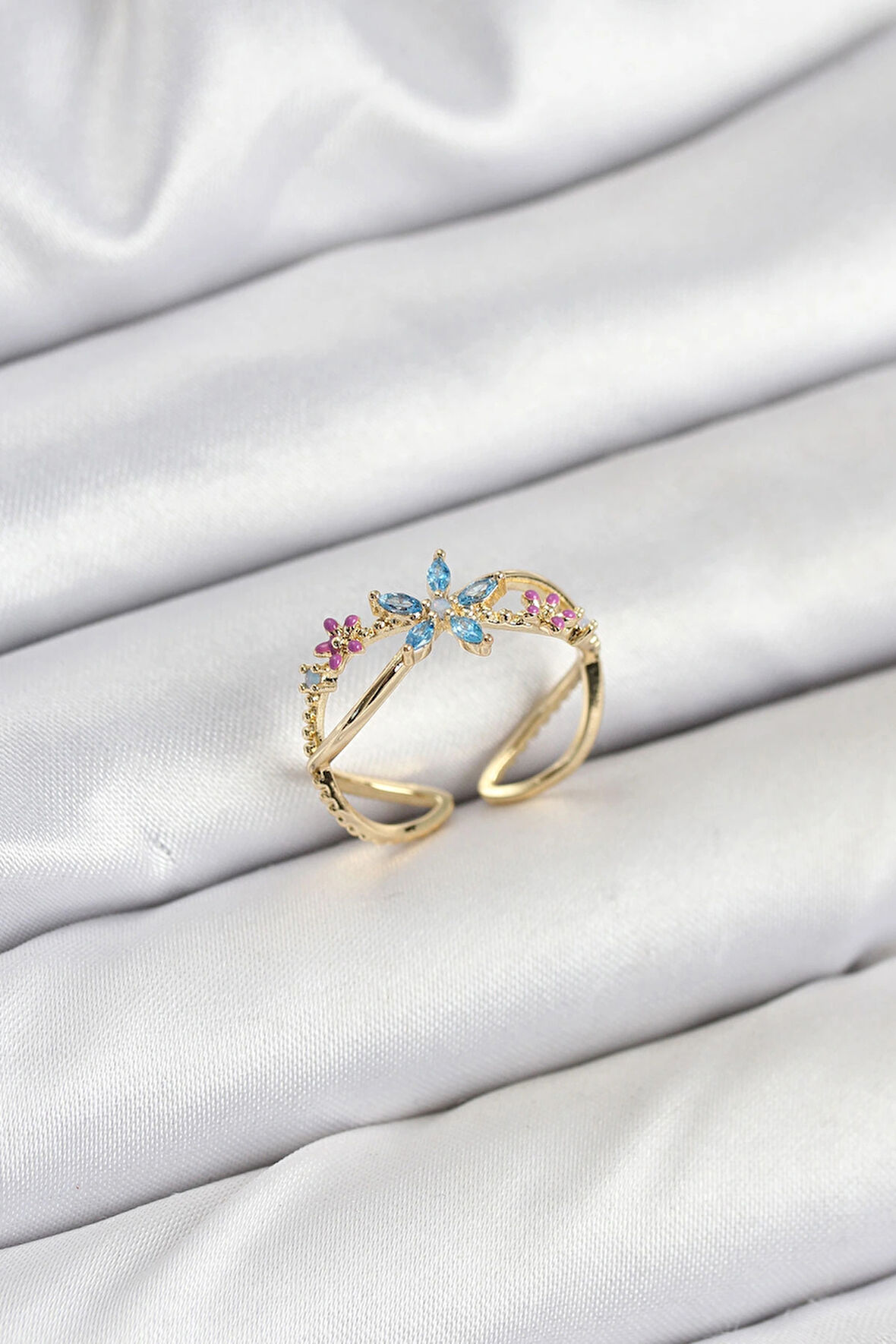 Dodes Dodes Pirinç Gold Renk Zirkon Taşlı Mavi Çiçekli Kadın Yüzük TG27BYK3834