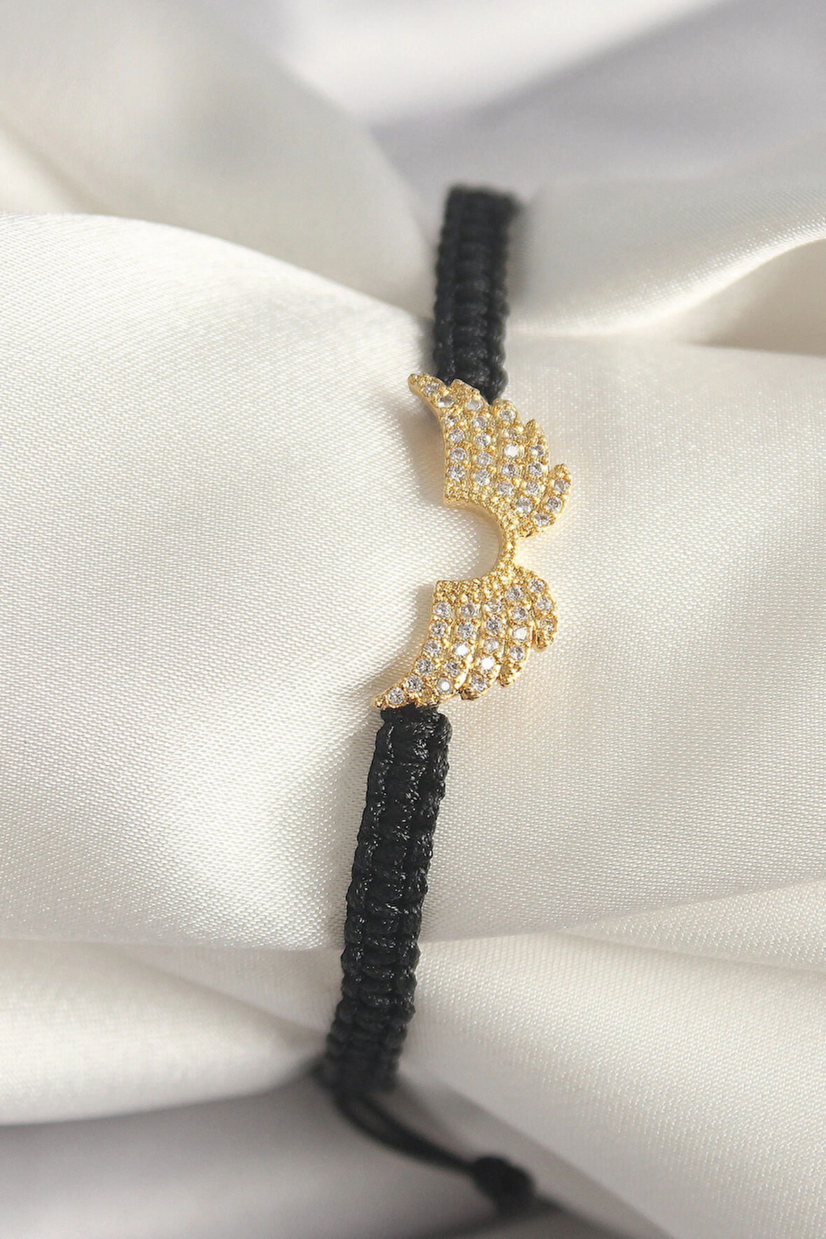 Dodes Dodes Pirinç Gold Renk Zirkon Taşlı Kanat Figür Asansörlü Makrome Model Kadın Bileklik TG27BB6803