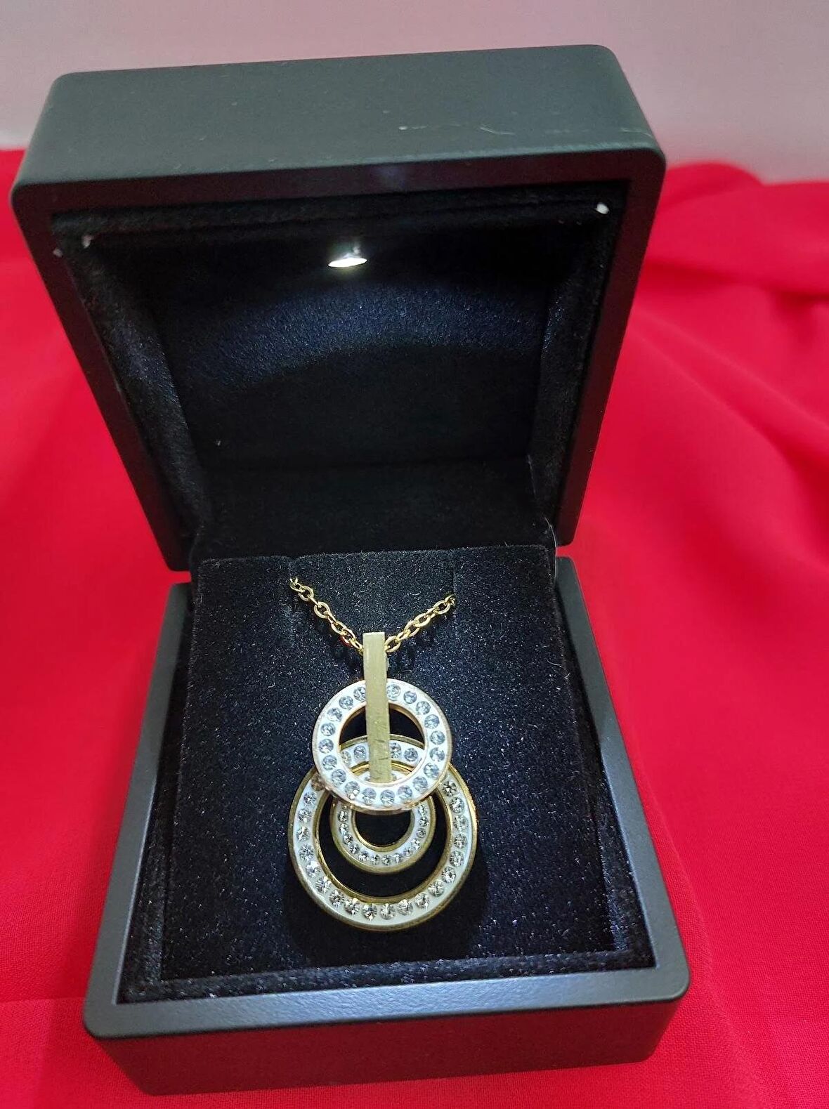 3 'lü İç  İçe Geçmeli Halka Kolye