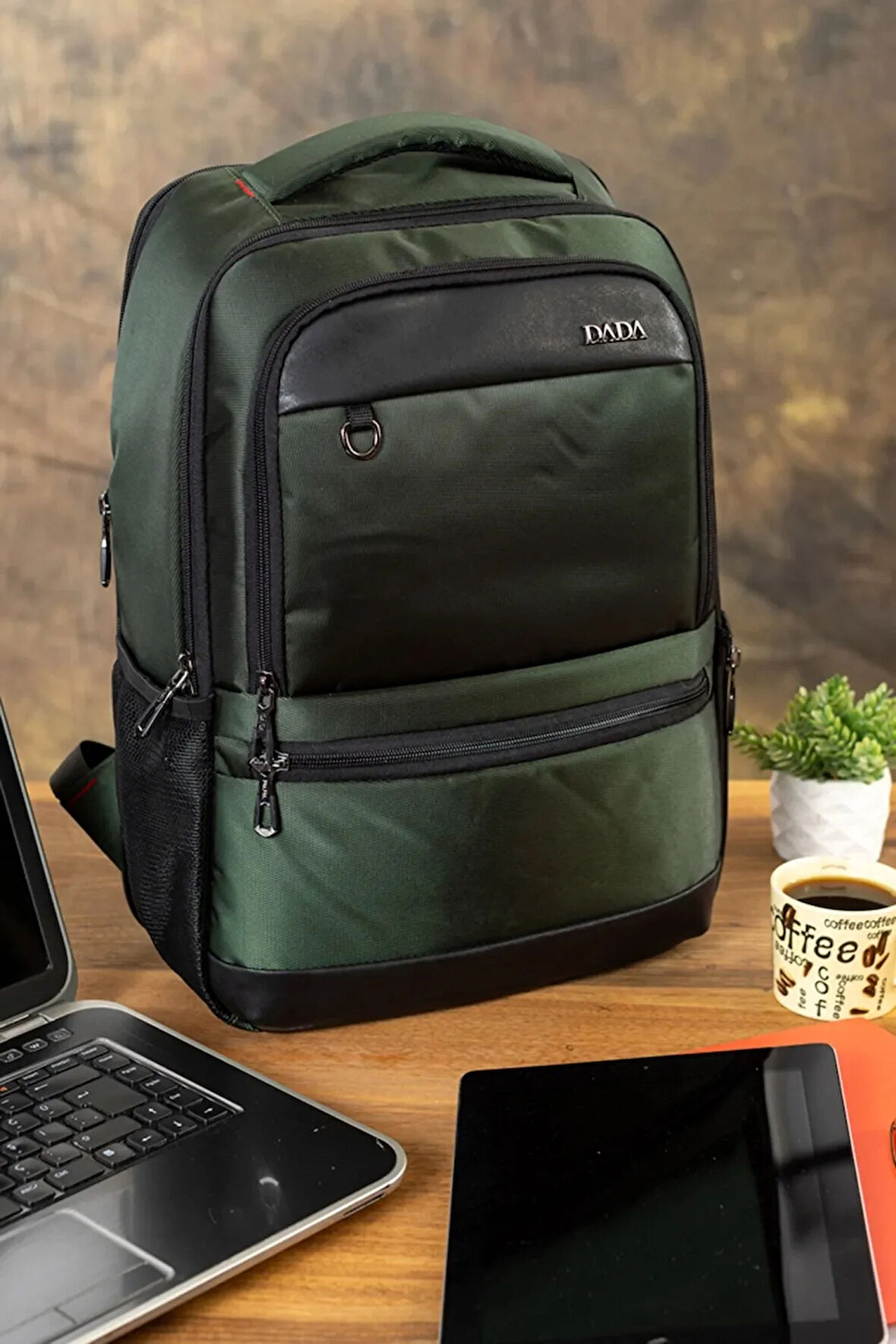 DİAS-AVM  Laptop-Notebook Uyumlu Sırt Çantası 14 inç 15,6 inç Usb Girişli Darbeye Dayanıklı Körüklü