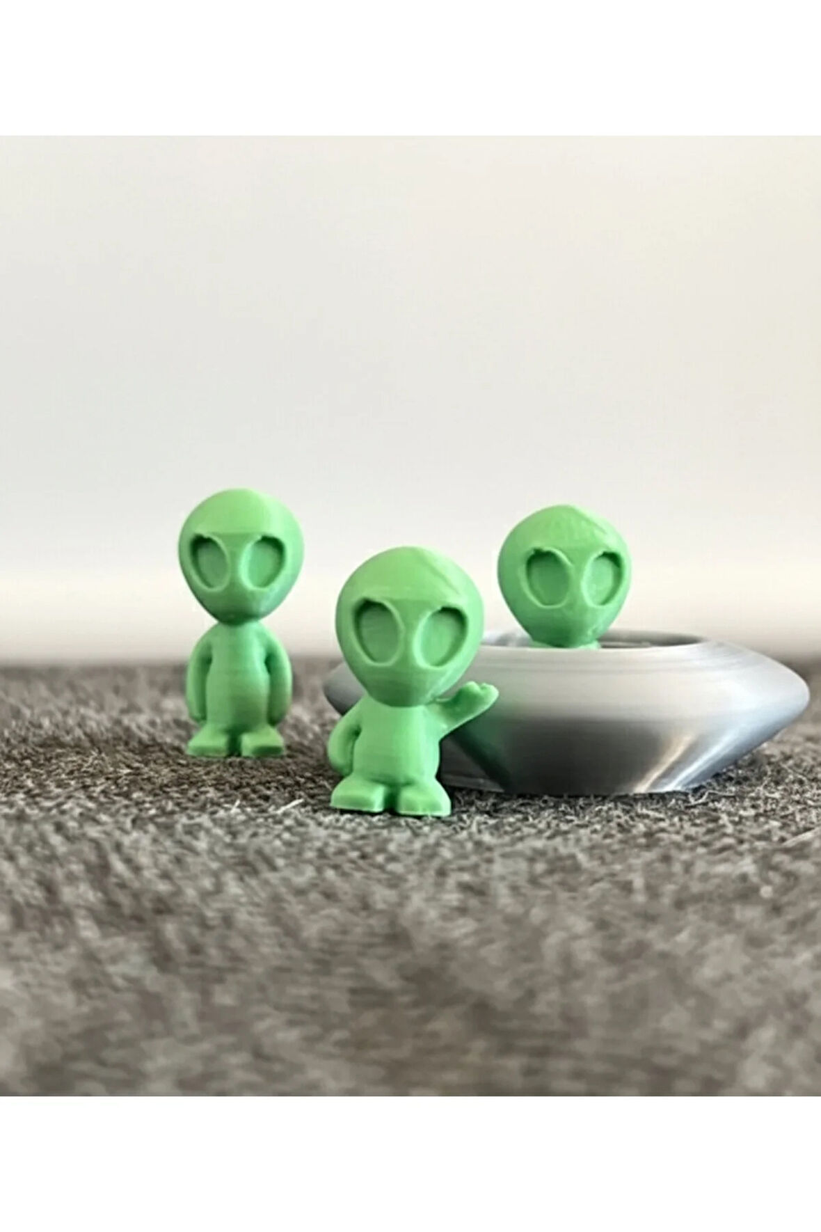 20 Adet PLA 3D Baskı Yeşil Uzaylı Figür & 6 Adet Uzay Gemisi Seti