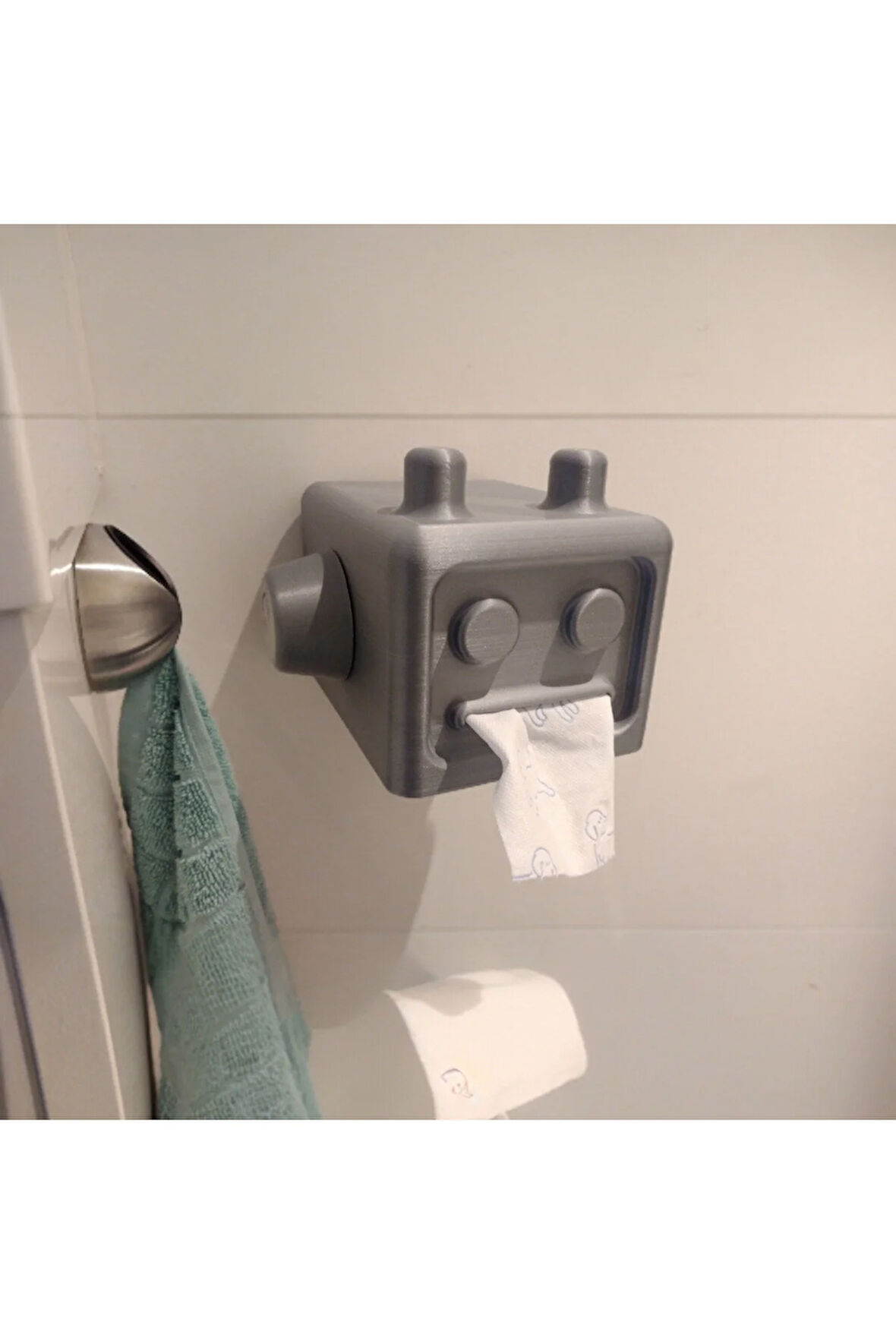 Robot Tasarımlı 3D Baskı Tuvalet Kağıdı Tutucu – 15 cm