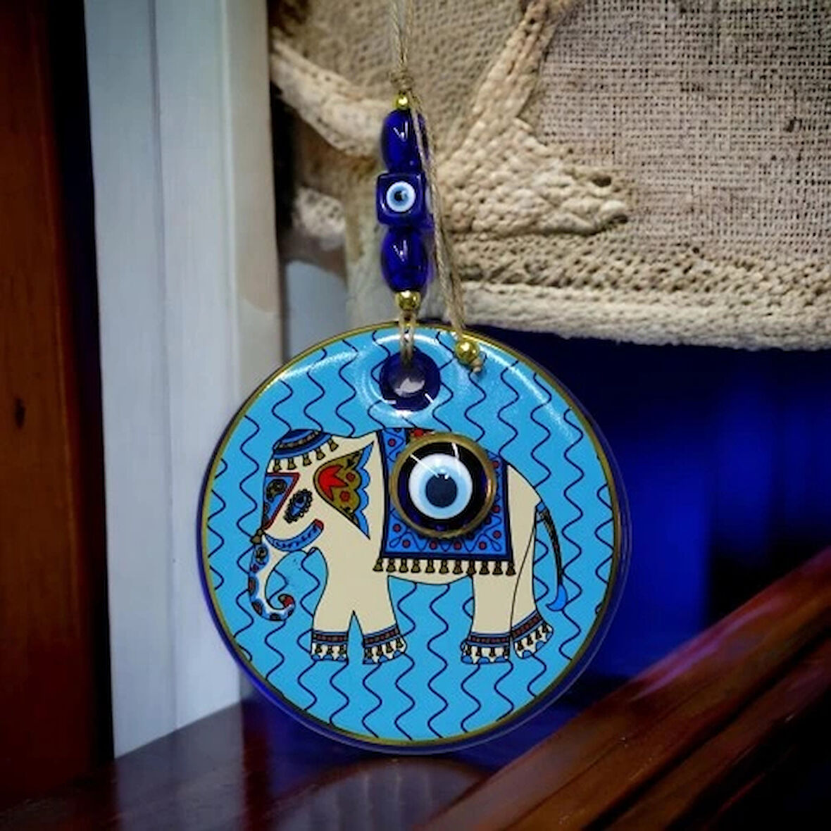 Yaldızlı Fil Modelli Nazar Boncuklu Duvar Süsü Mavi Camlı Duvar Dekoru