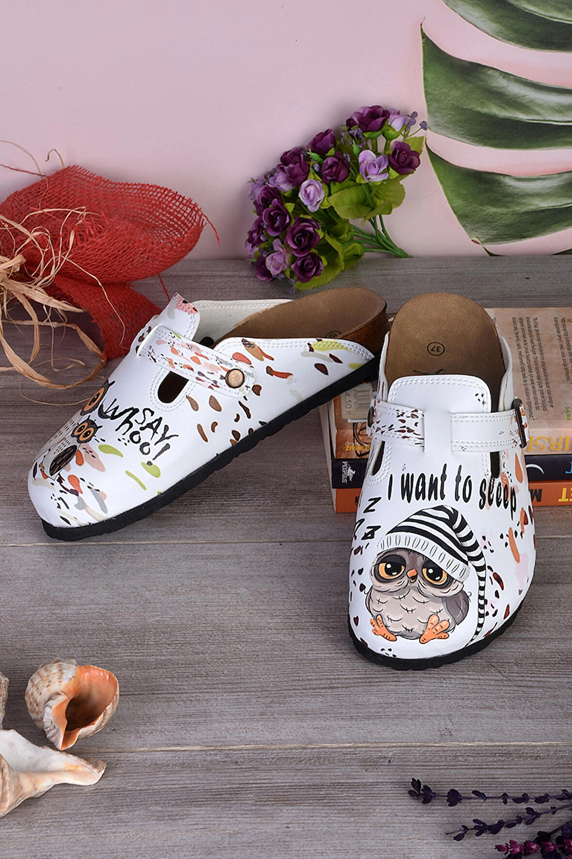 8014 I Want To Sleep Yazılı Sabo Terlik