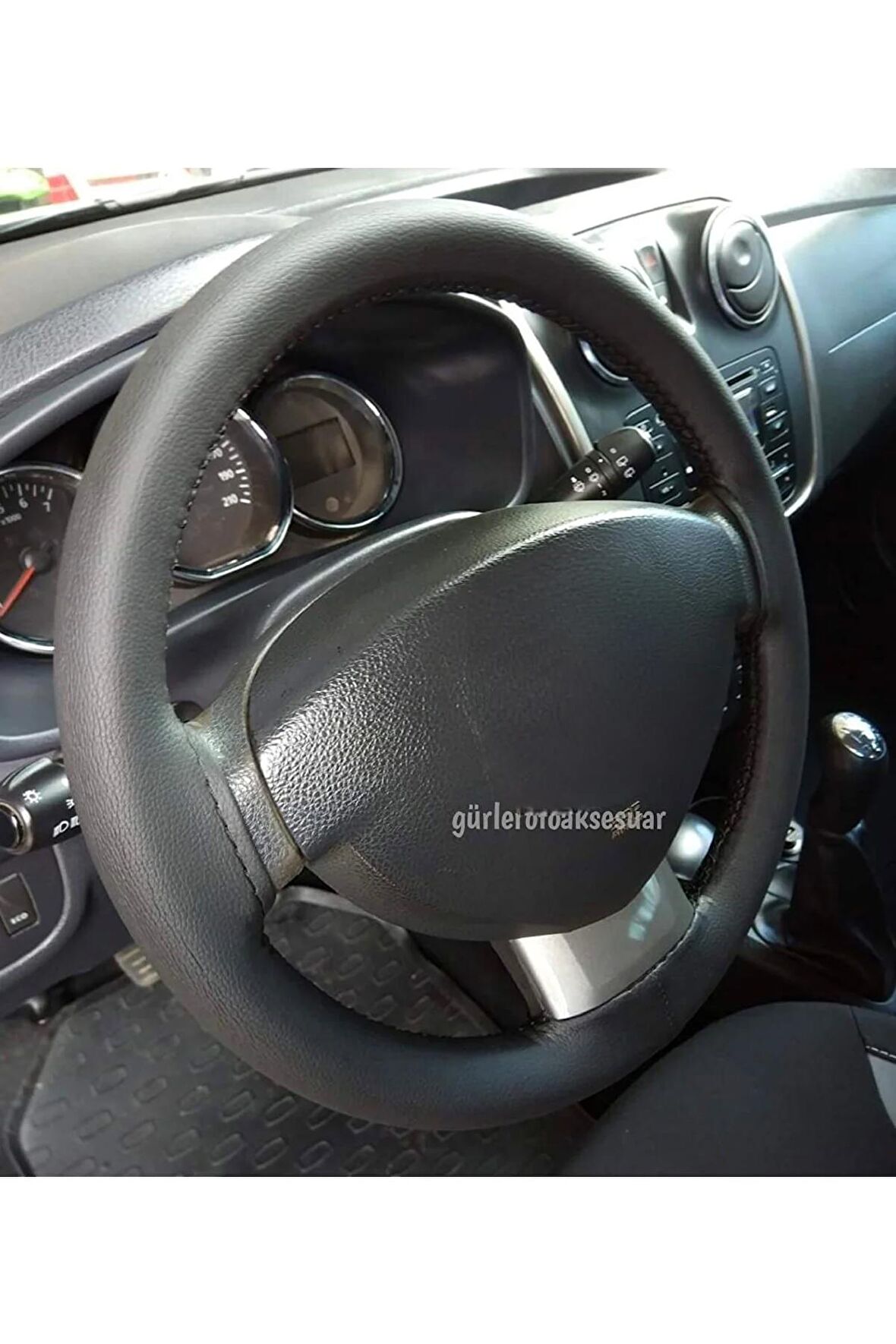Dacia Duster Uyumlu Dikmeli Direksiyon Kılıfı Kokusuz Terletmez Soft Siyah(38×10.5CM)