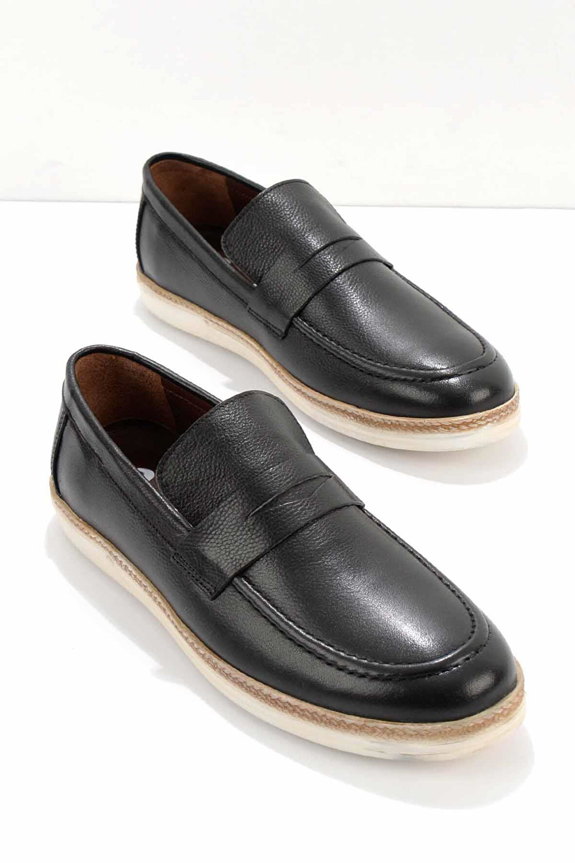 Siyah Hakiki Deri Erkek Loafer Ayakkabı E01556090003