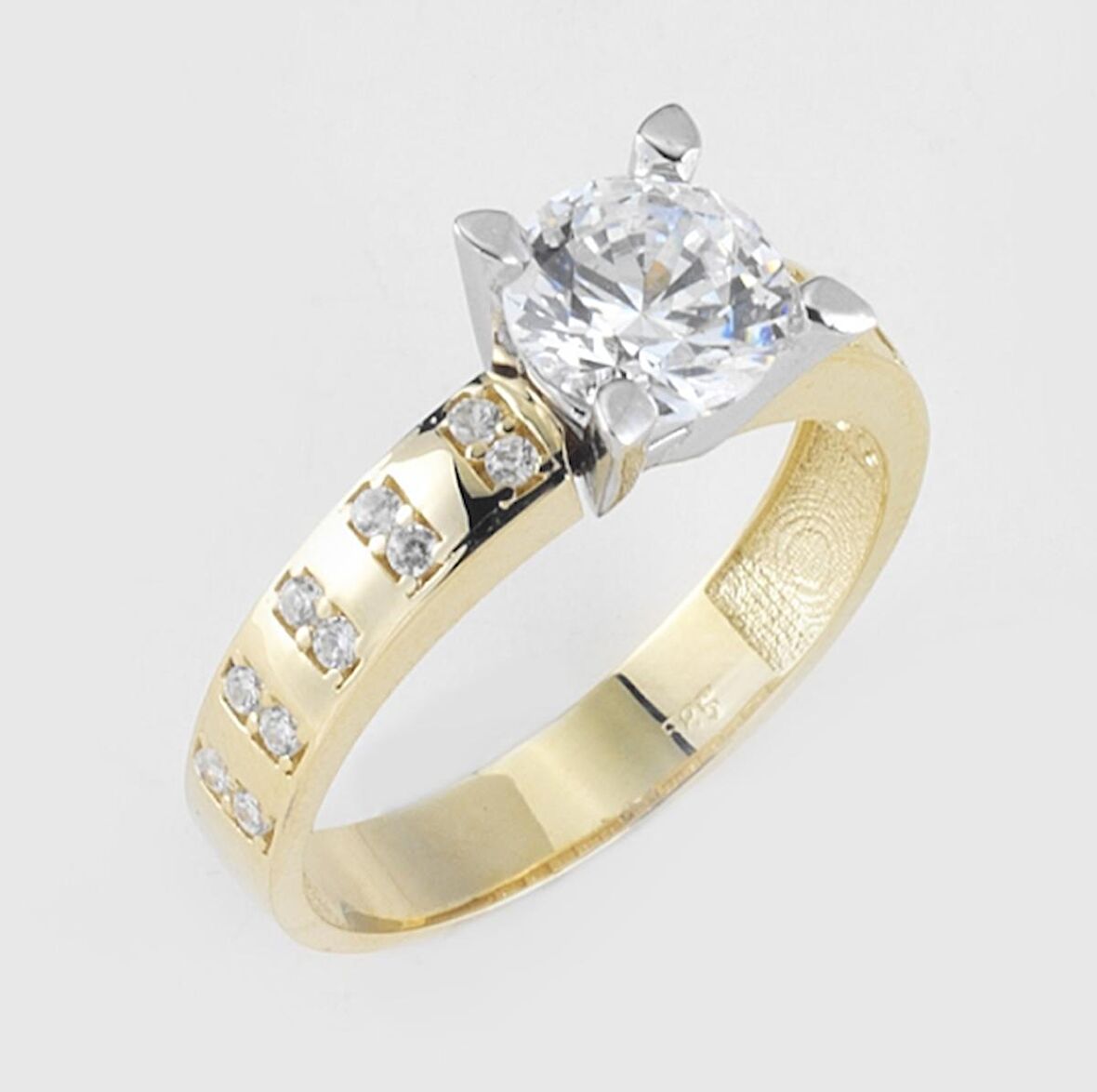 14 Ayar Altın Tektaş Yüzük E154