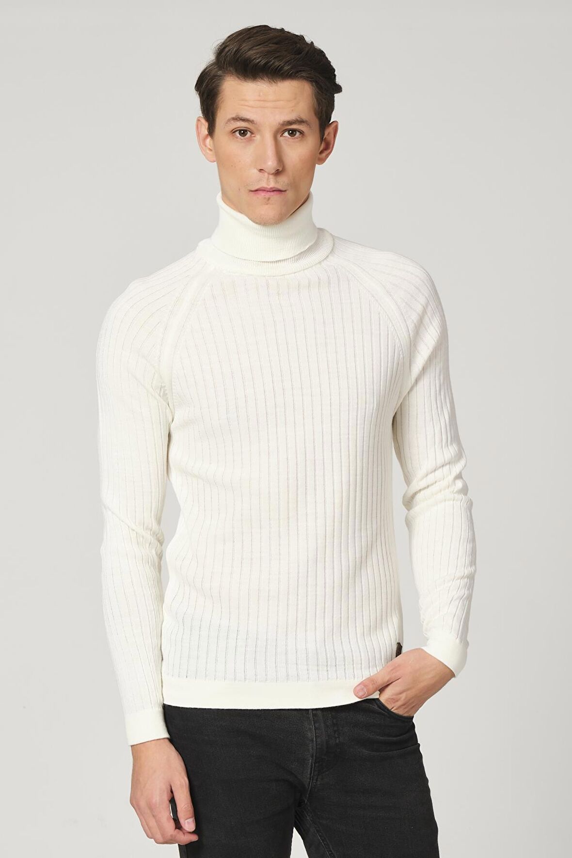 ALEXANDERGARDI FİTİLLİ TRİKO BALIKÇI YAKA KAZAK (E20-18059)