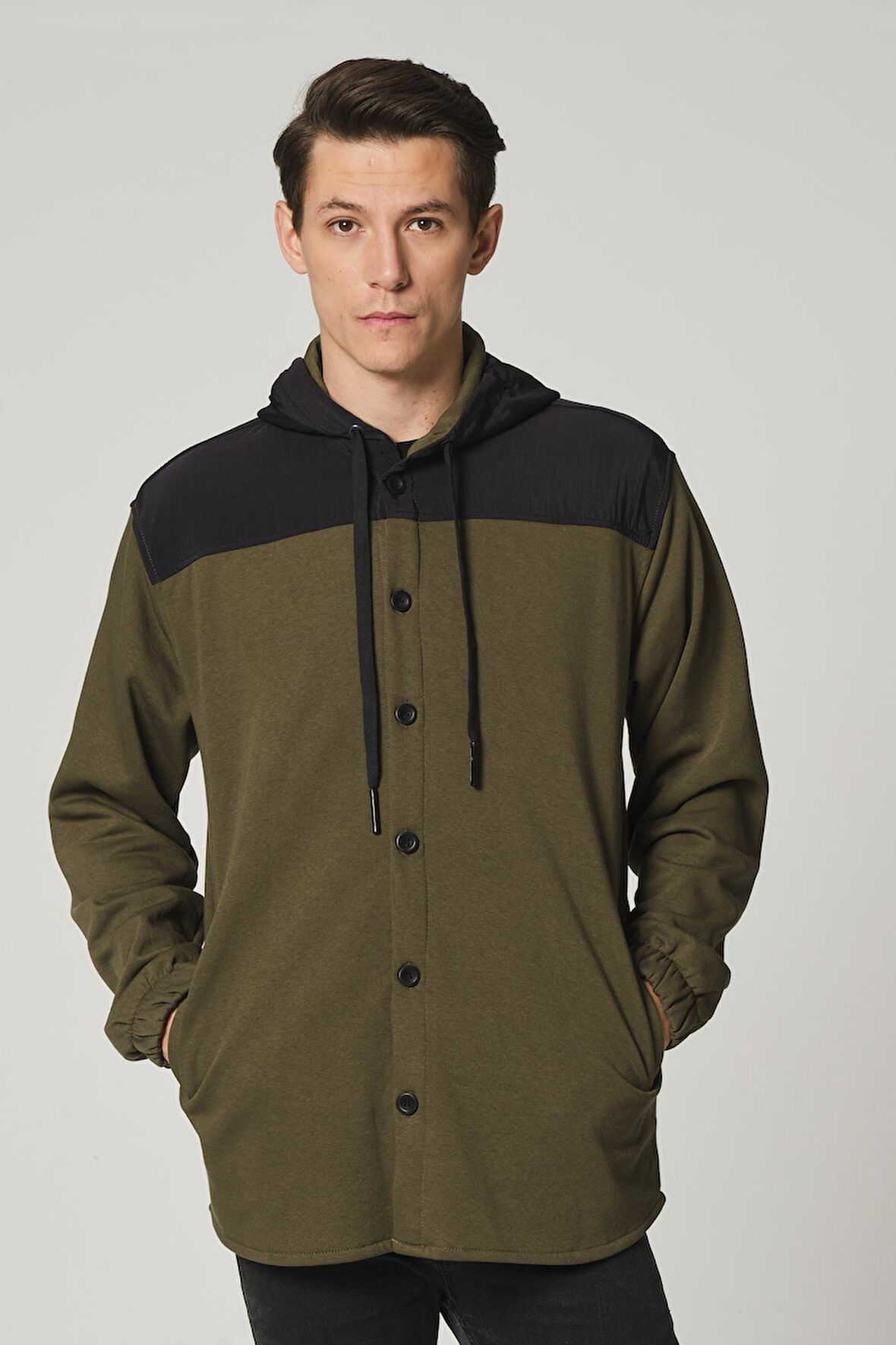 ALEXANDERGARDI PARAŞÜT KUMAŞ DETAYLI OVERSİZE HIRKA (E22-61000)