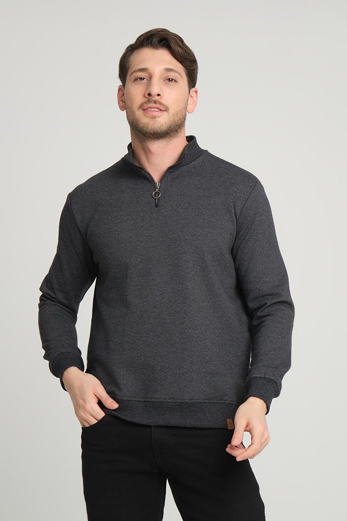 ALEXANDERGARDI DİK YAKA RERMUARLI SWEATSHIRT (E23-230200)