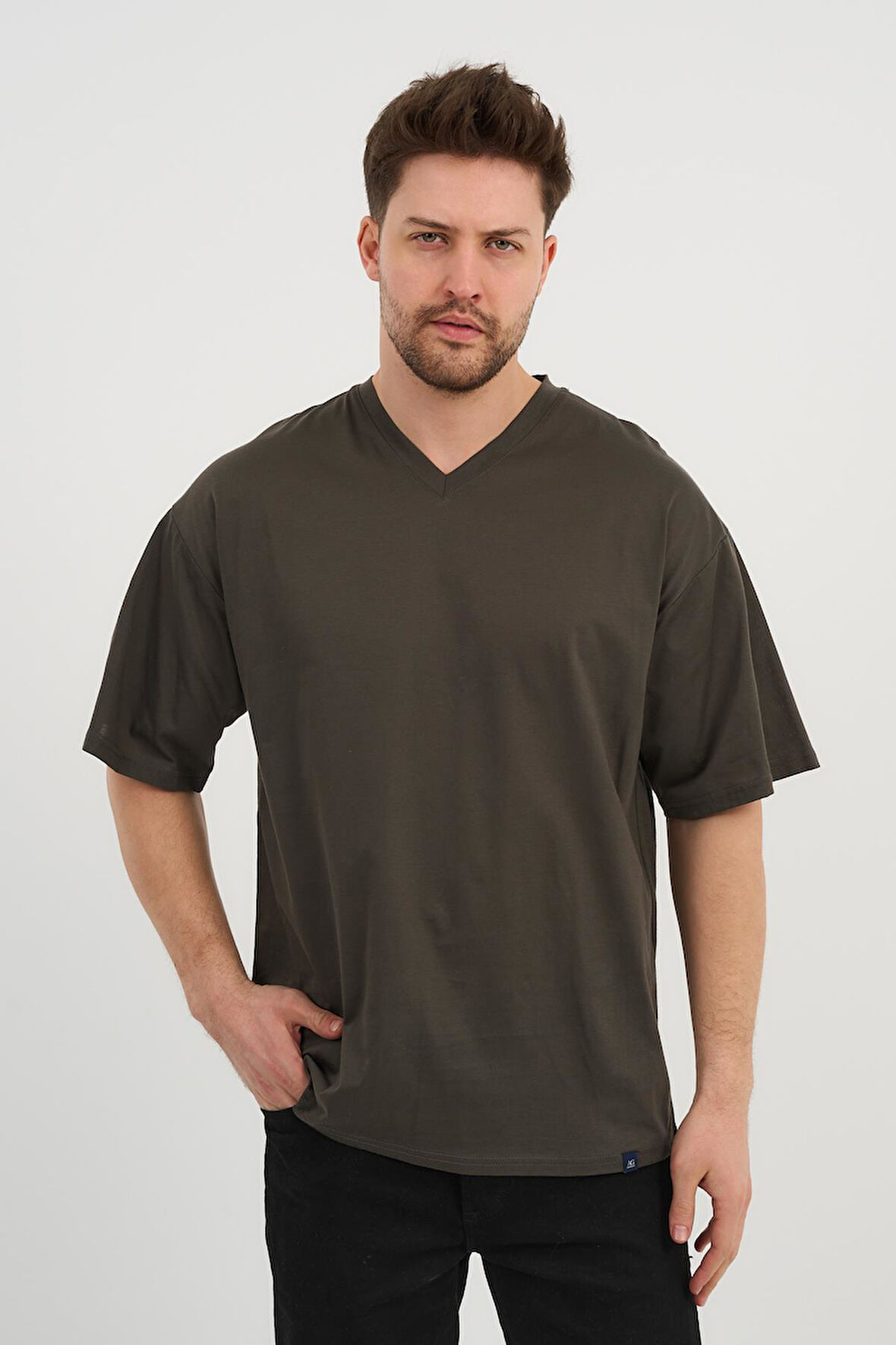ALEXANDERGARDI V Yaka Oversize T-shirt (E24-742A)