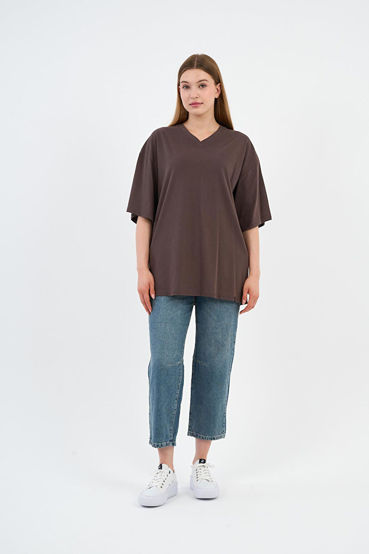 V Yaka Oversize T-shirt (E24-742A-WN)