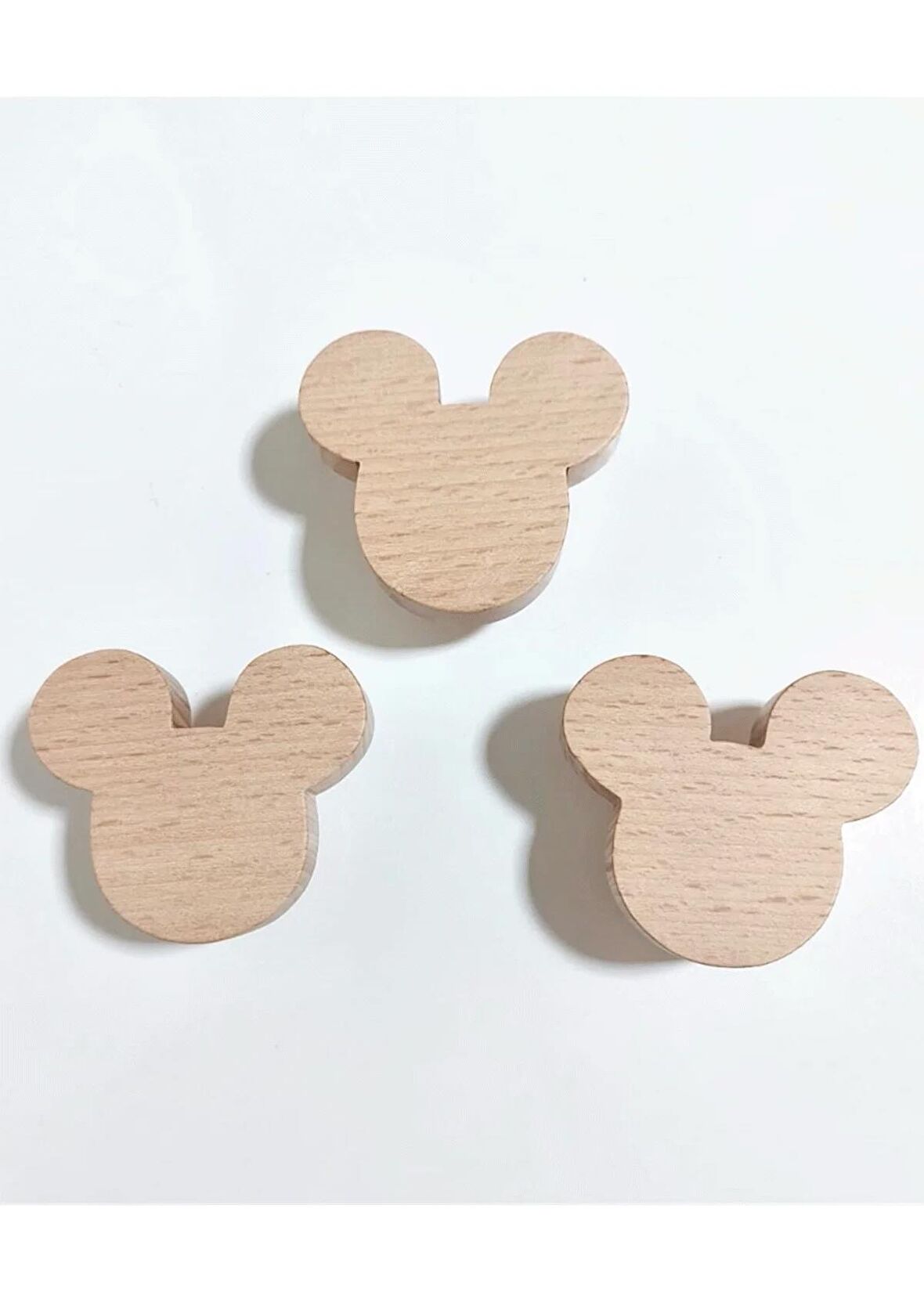 1 adet ahşap mickey mouse şifonyer dolap çekmece kulpu