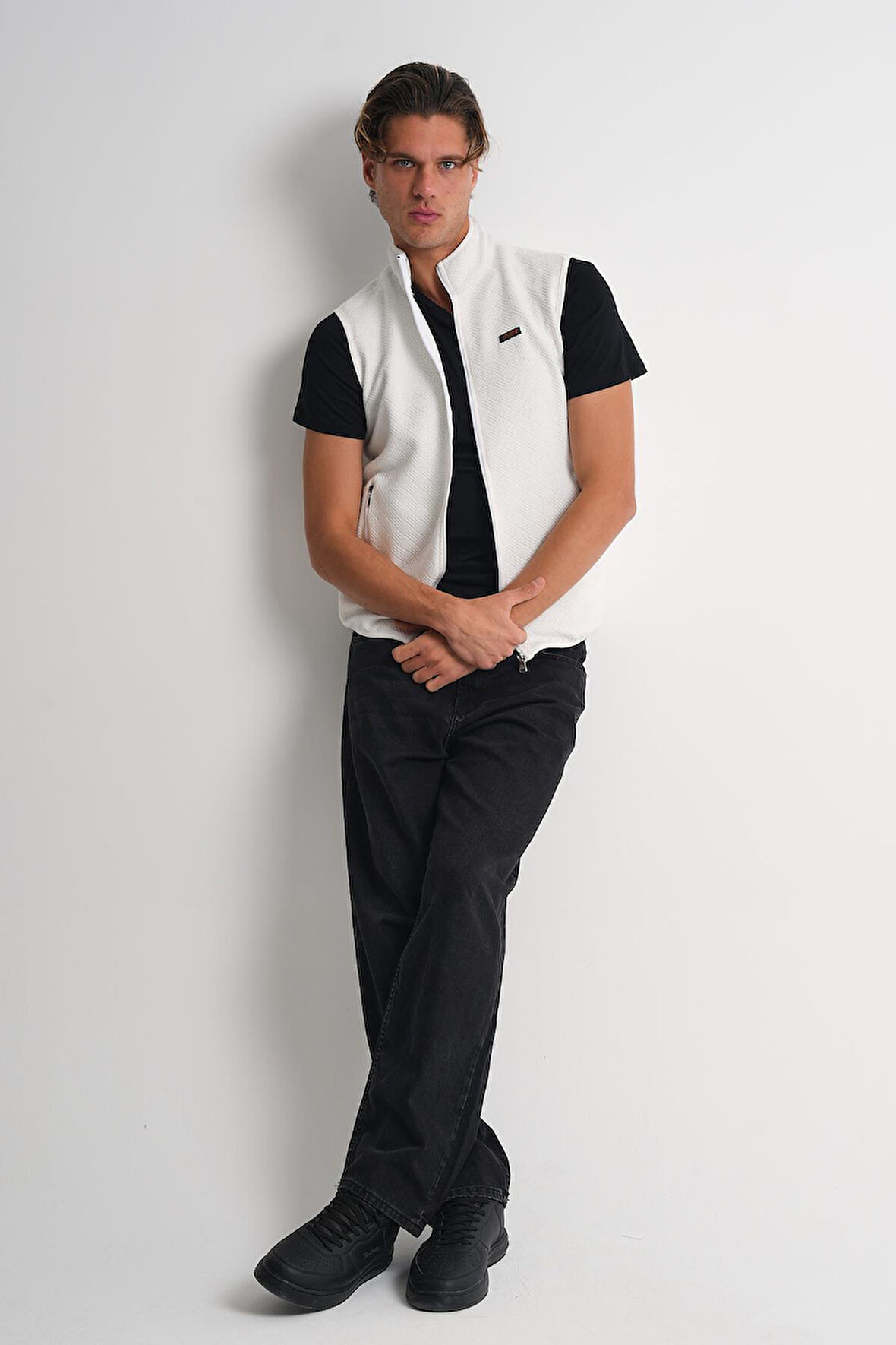 ALEXANDERGARDI Dik Yaka Fermuarlı Yandan Cepli Kolsuz Yelek