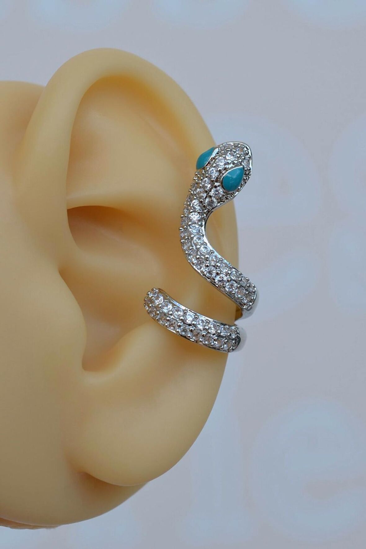 Sevimli Mavi Gözlü Yılan Earcuff Sıkıştırmalı Kıkırdak Küpesi Gümüş Renk