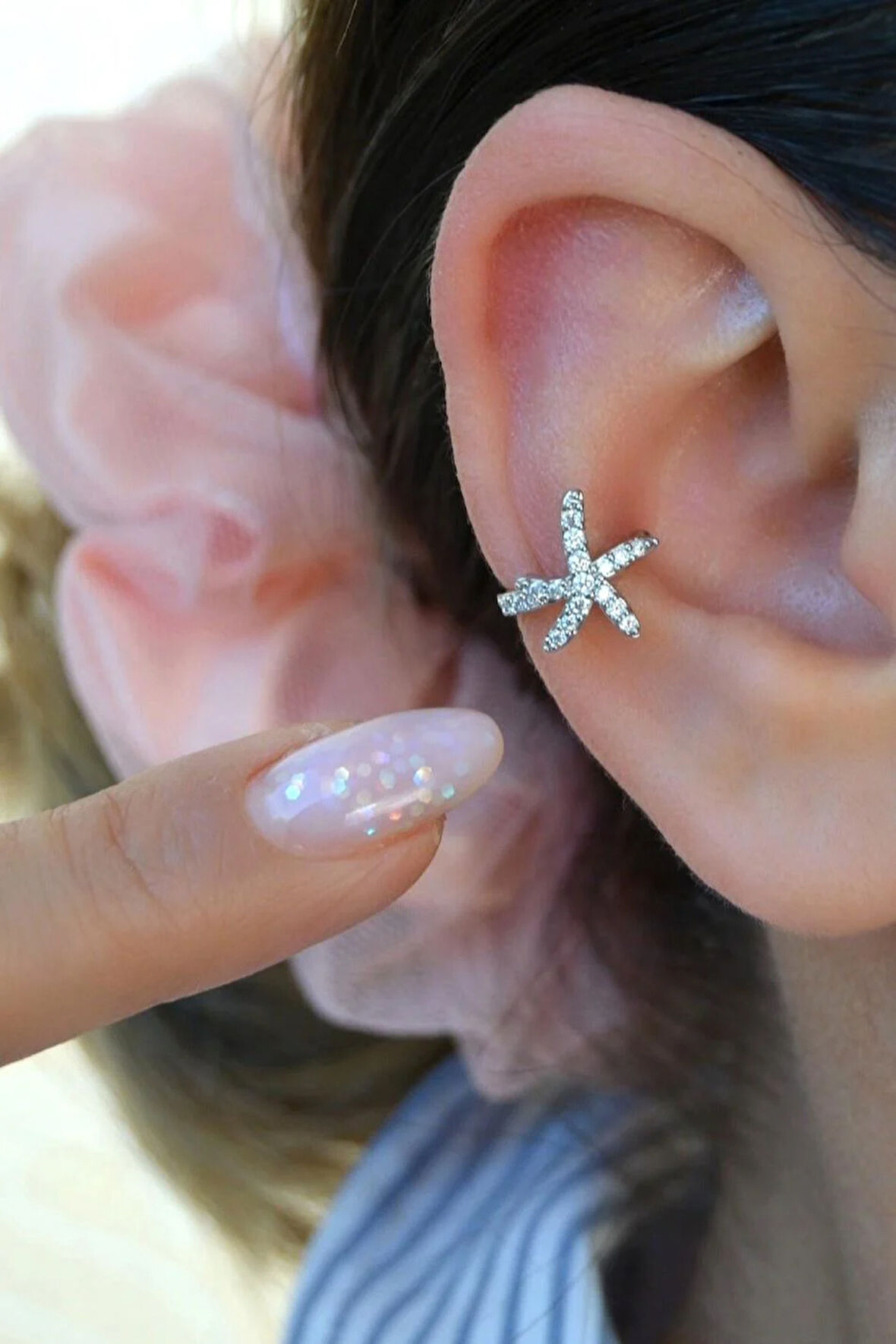 Deniz Yıldızı Figürlü Zirkon Taşlı Earcuff Sıkıştırmalı Kıkırdak Küpesi