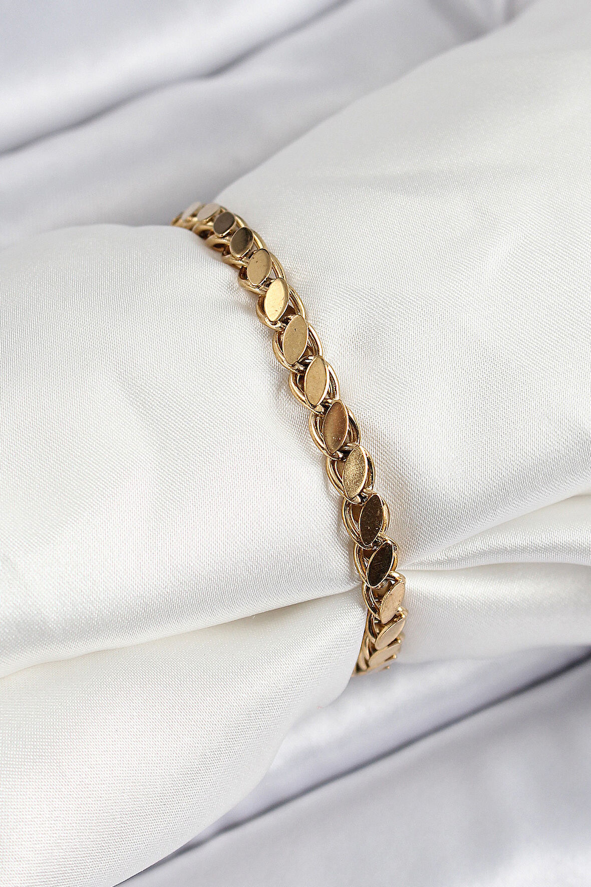 316L Çelik Arpa Model Gold Renk Kadın Bilekik