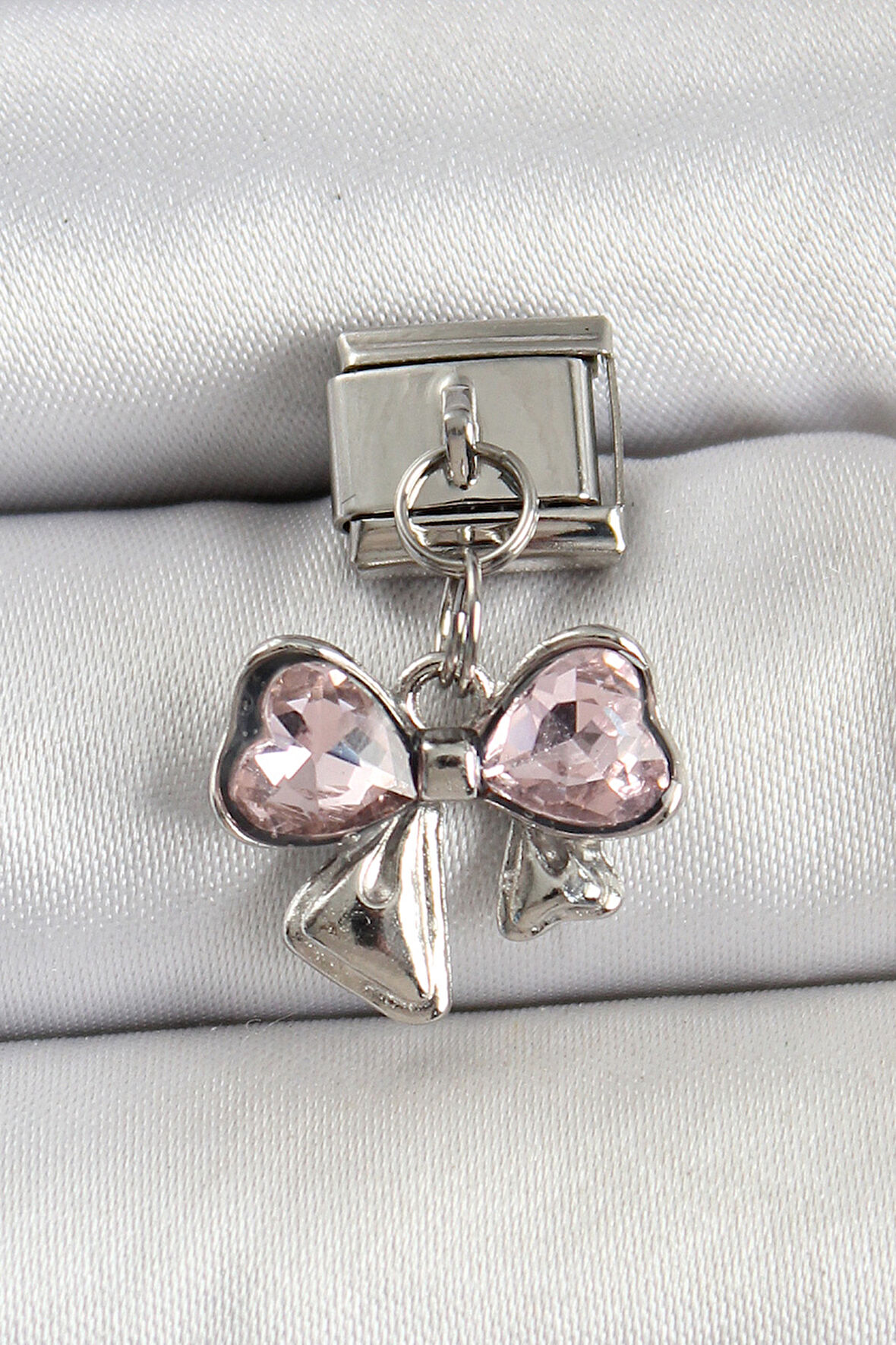 316L Çelik Gümüş Renk Pembe Fiyonk Model Nomination Charm