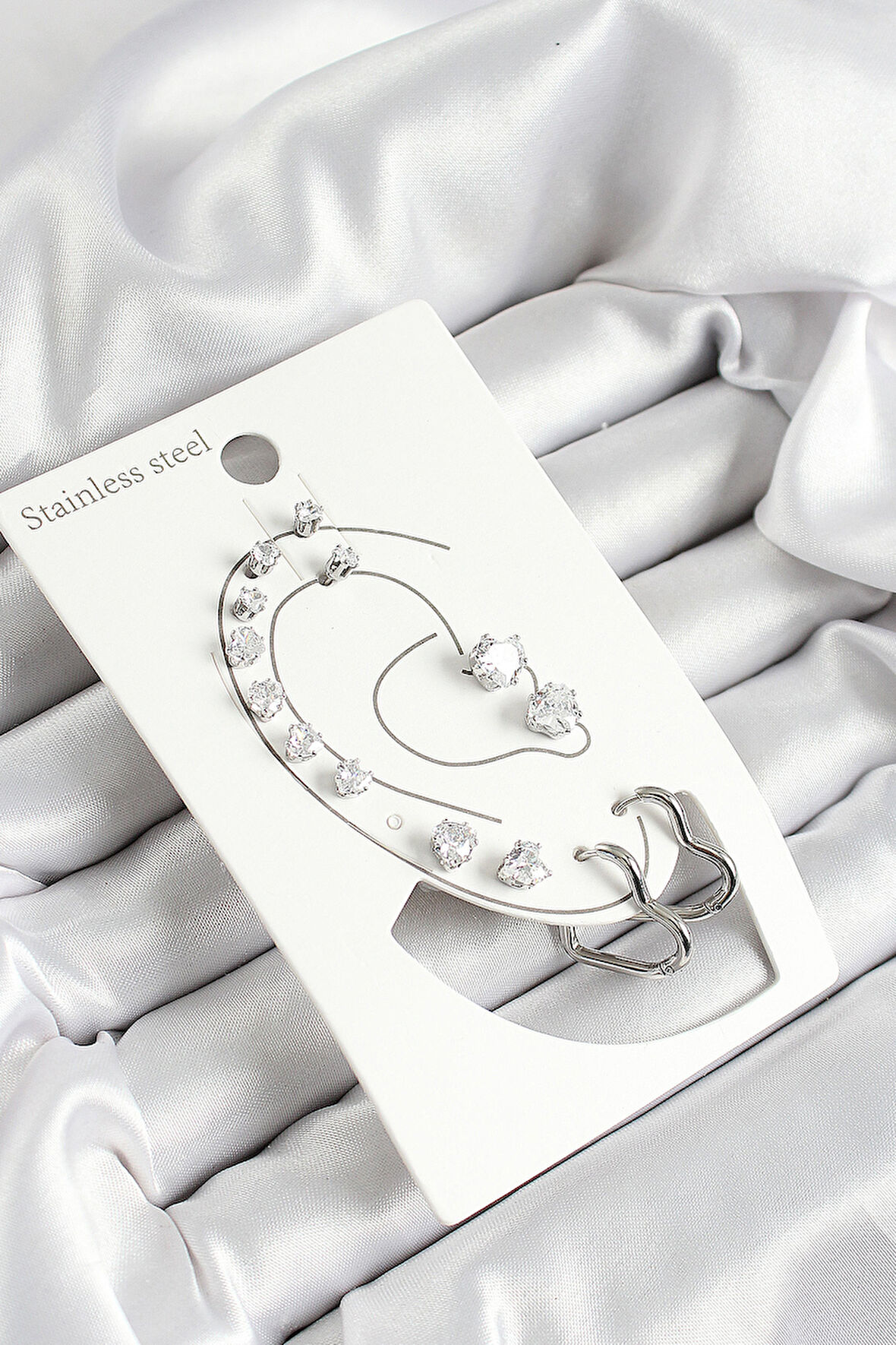 316L Çelik Kalp Figürlü Ve Zirkon Taşlı Gümüş Renk 7'li Çift Kadın Küpe Set