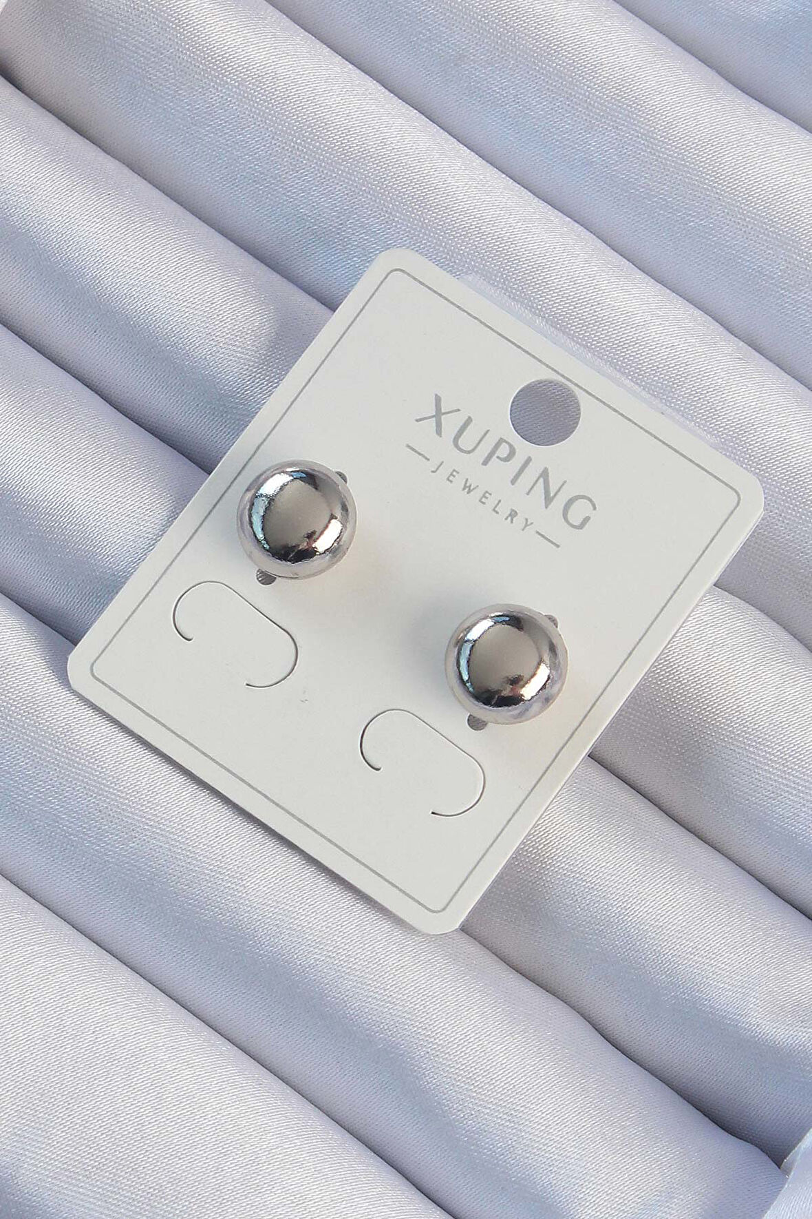 Xuping Gümüş Renk Minimal Bombeli Oval Küpe - EBJ240913W28096