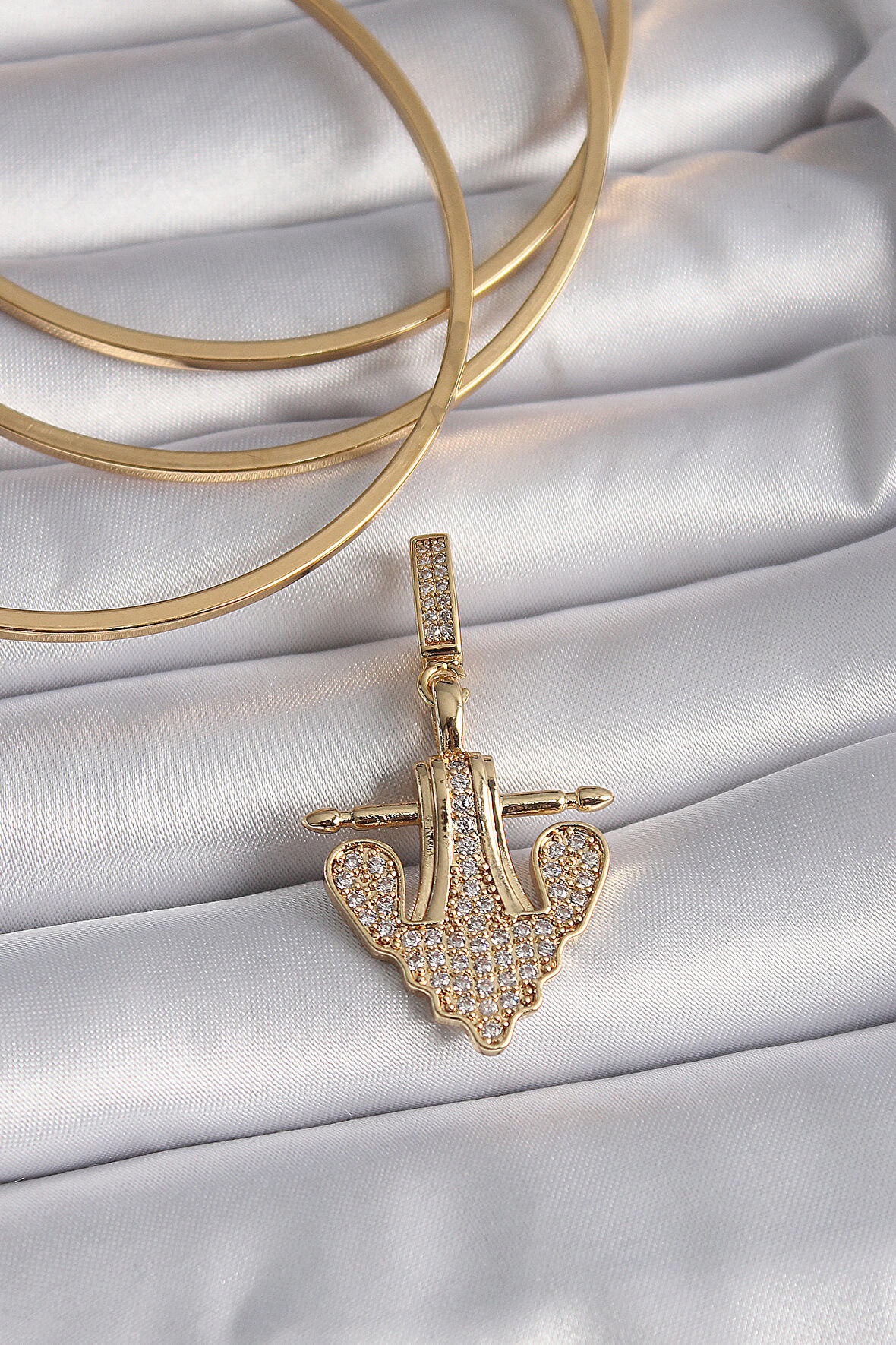 Gold Renk Zirkon Taşlı Çapa Model Ajda Charm - EBJ241109W28970