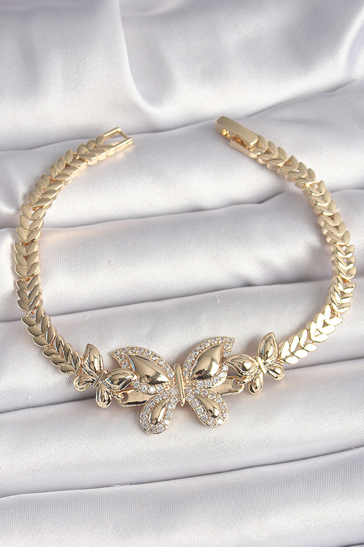 Pirinç Gold Renk Zirkon Taşlı Kelebek Model Kadın Bileklik - EBJ250308W31923