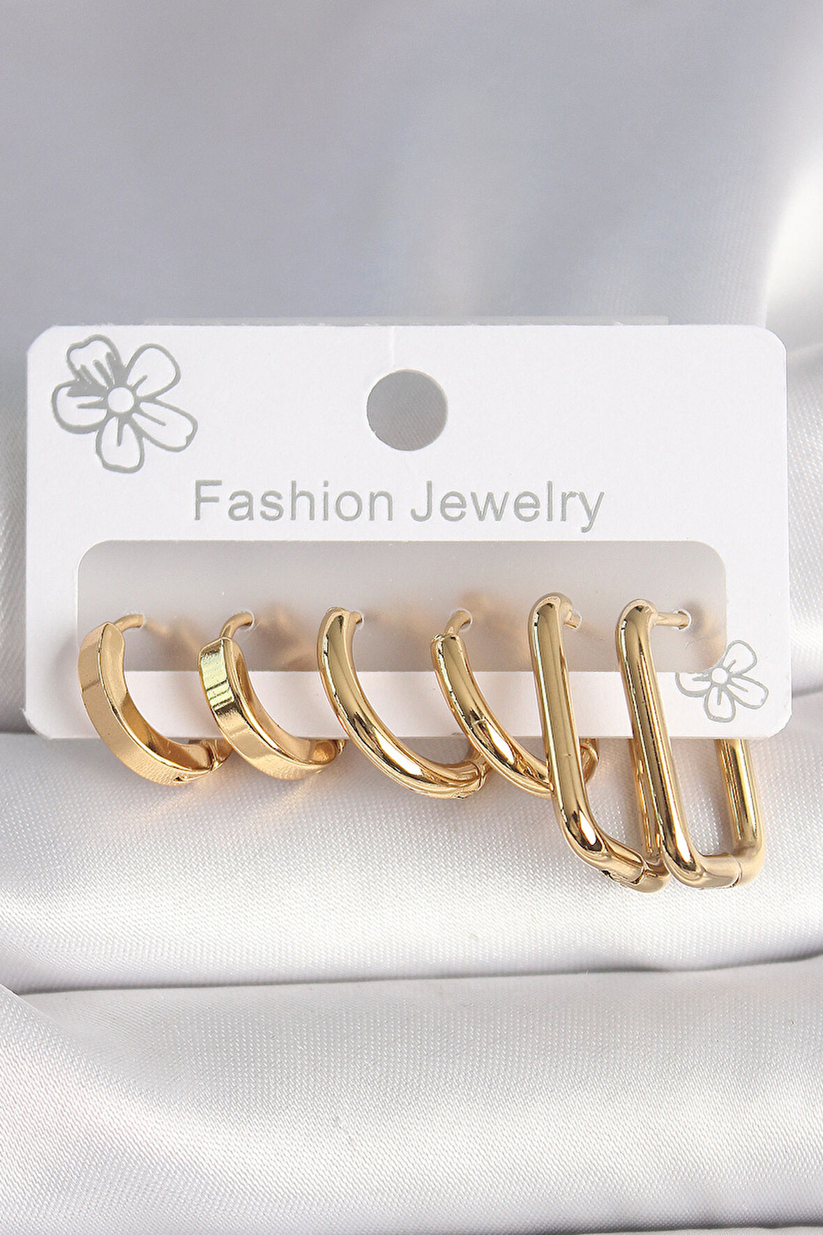 Gold Renk Kare Halka Model Kadın Küpe Seti - EBJ250412W32643