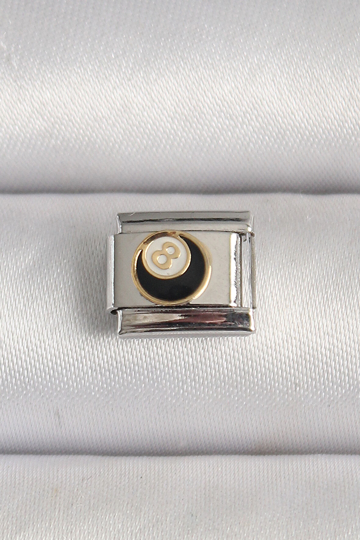 Gümüş Renk 8 Ball İşlemeli Nomination Charm - EBJ250501W32842