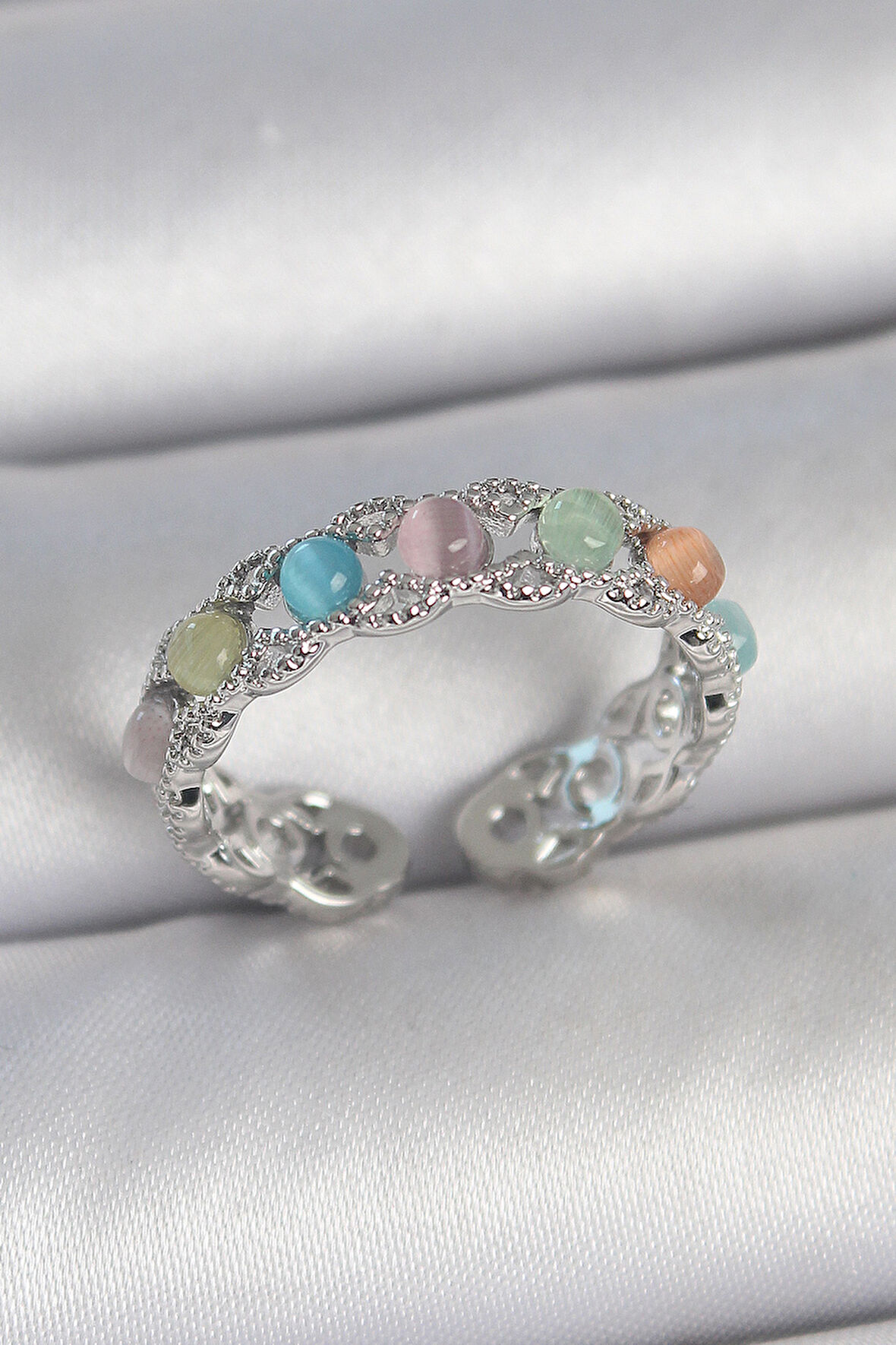 Pirinç Gümüş Renk Renkli Mineli Ayarlanabilir Kadın Yüzük - EBJ250501W33640