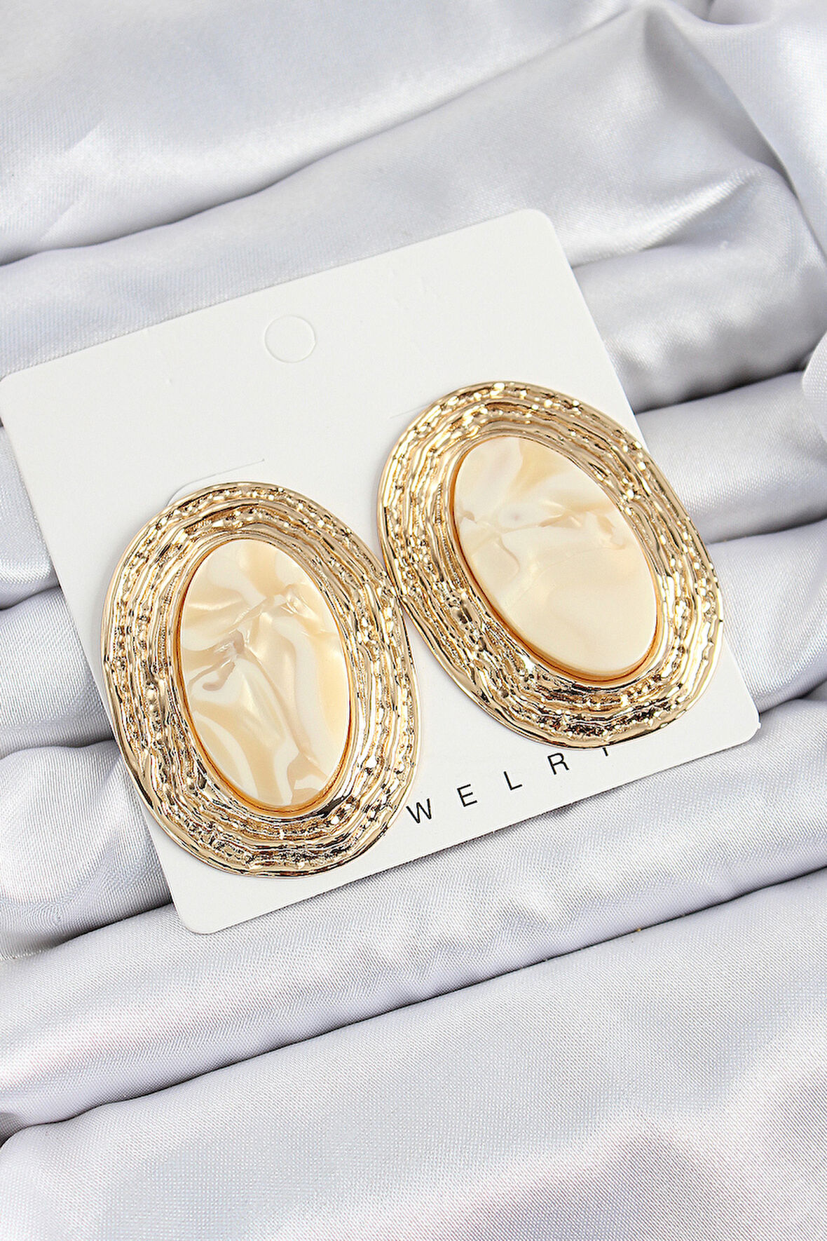 Pirinç Mermer Desenlli Bej Sedef Oval Vintage Model Gold Renk Kadın Küpe - EBJ250620W35803