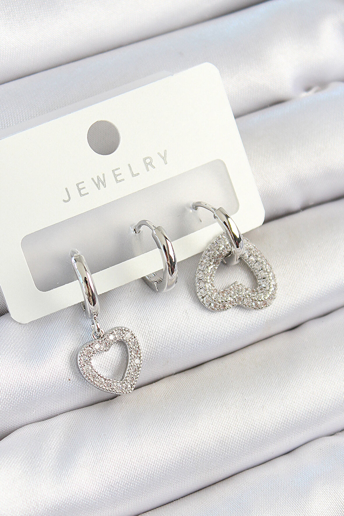 Pirinç Zirkon Taşlı Kalp Model Gümüş Renk 3'lü Çift Kadın Küpe Set - EBJ250705W36184