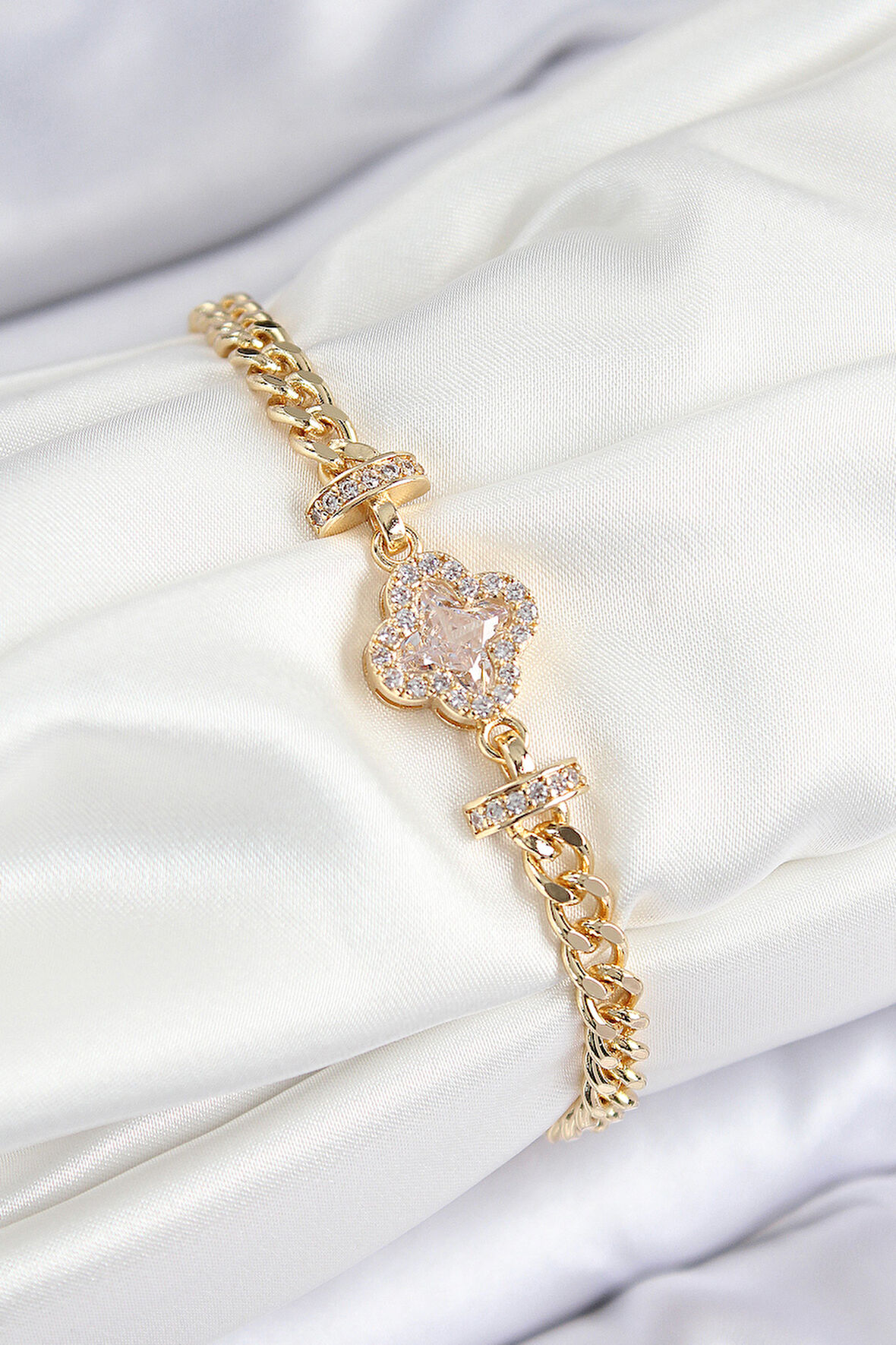 Pirinç Zirkon Taşlı Yonca Model Gold Renk Kadın Bileklik - EBJ250726W36805