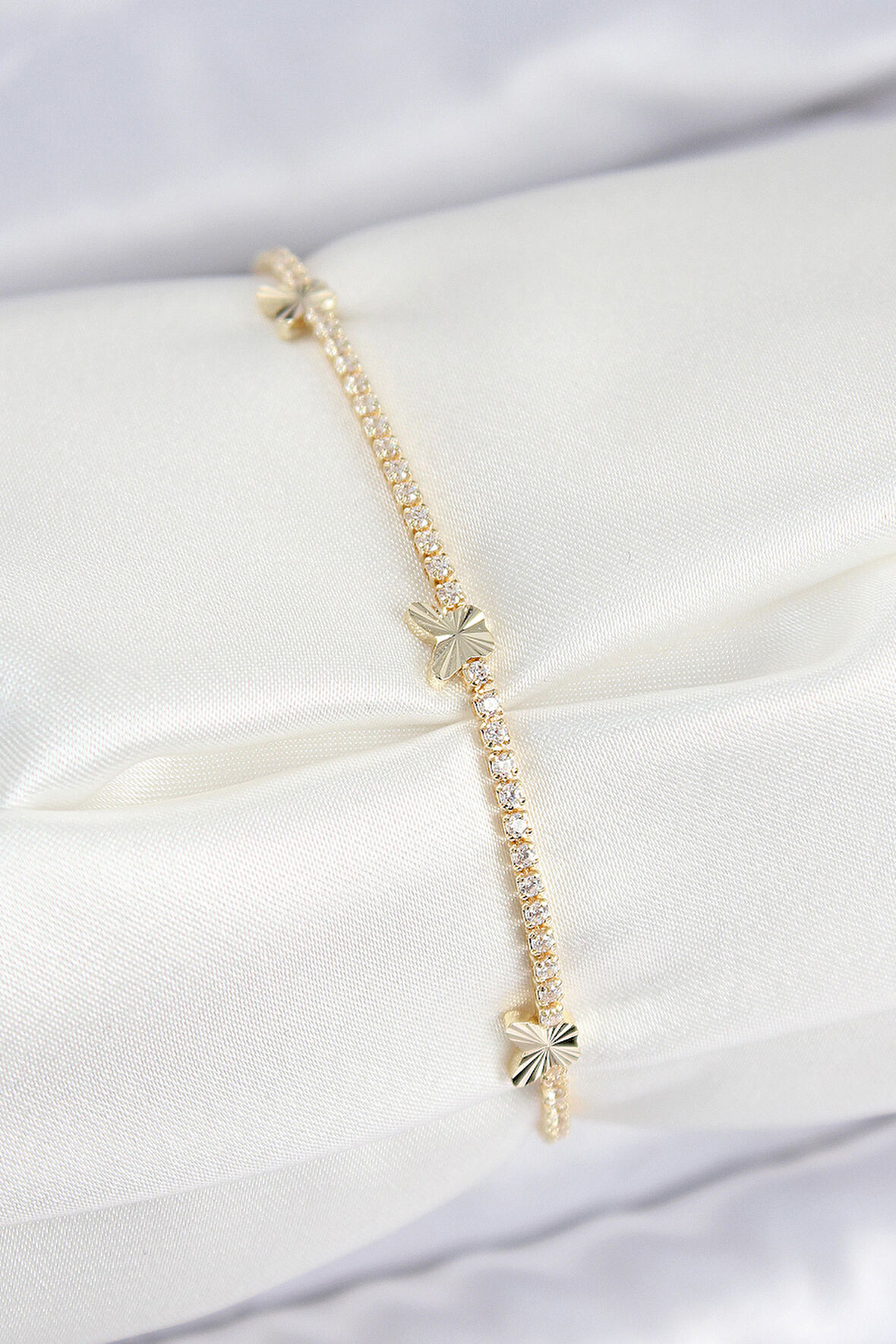 Pirinç Zirkon Taşlı Kelebek Model Gold Renk Kadın Bilekilk - EBJ250802W37121