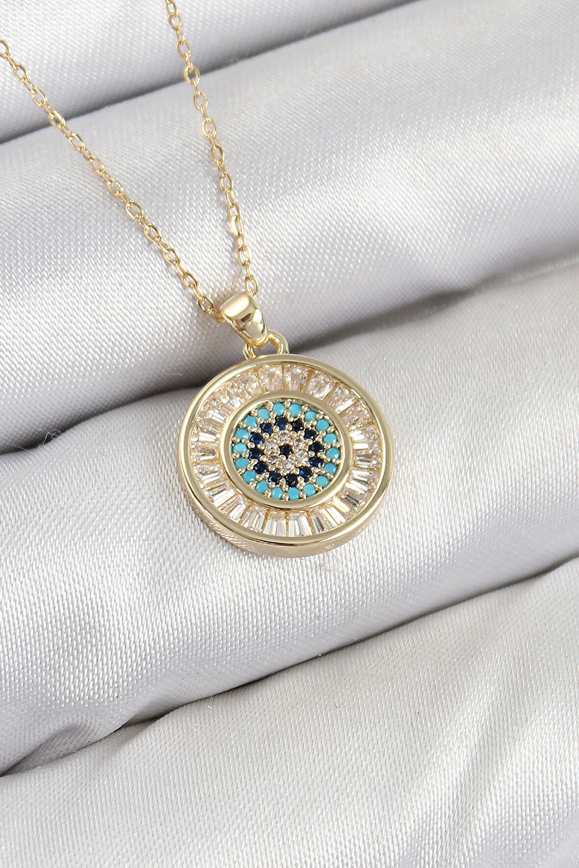 Pirinç Zirkon Taşlı Su Yolu Nazar Model Gold Renk Kadın Kolye - EBJ250802W37081