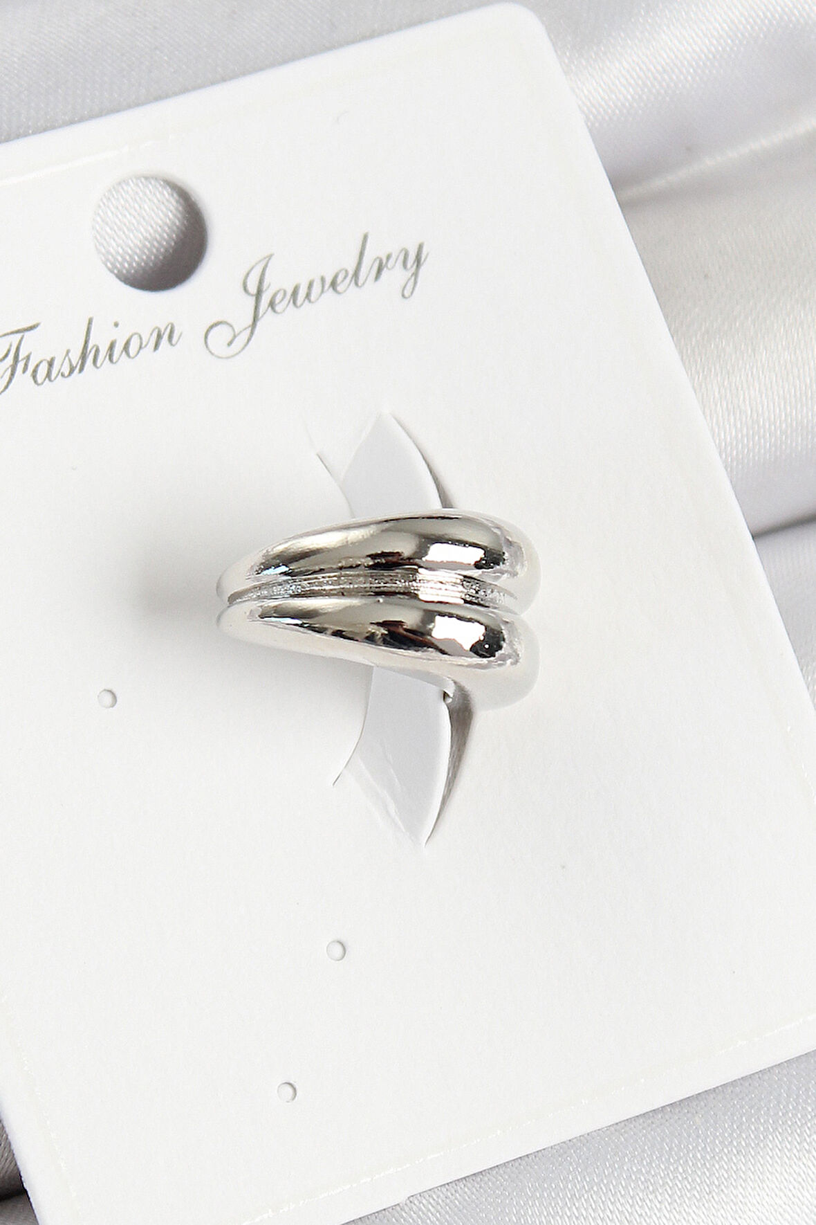 Pirinç Halka Model Gümüş Renk Sağ Kıkırdak Küpe - EBJ250802W37001