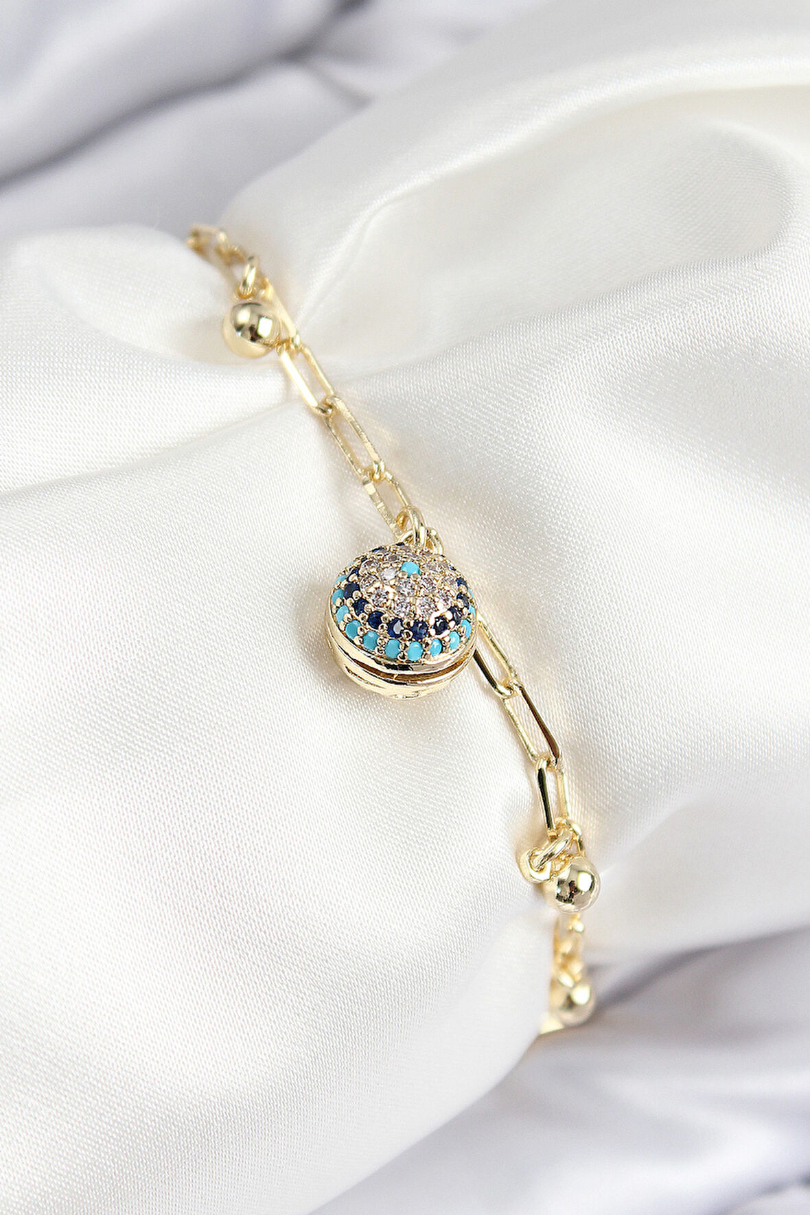 Pirinç Zirkon Taşlı Nazar Boncuğu Model Gold Renk Kadın Bileklik - EBJ250816W37521