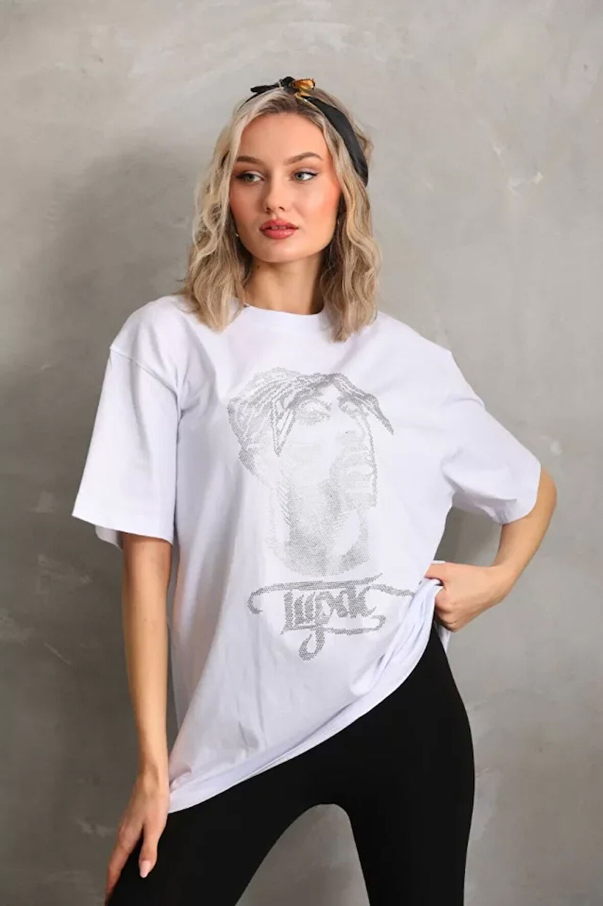 Ebedi Unisex Taş Desenli Oversize T-Shirt - Beyaz