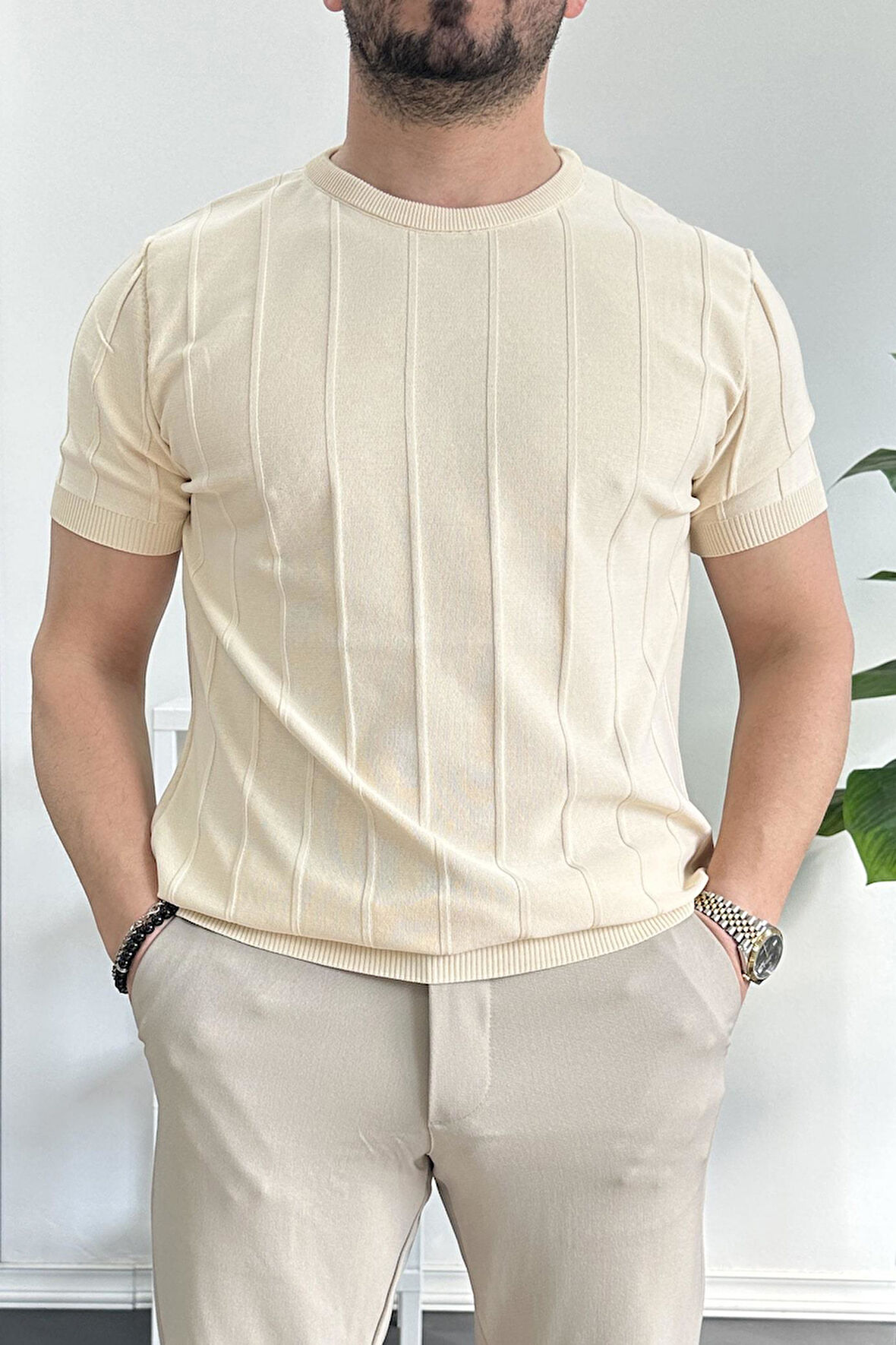 Erkek Bisiklet Yaka Desenli Tişört Krem Edw260