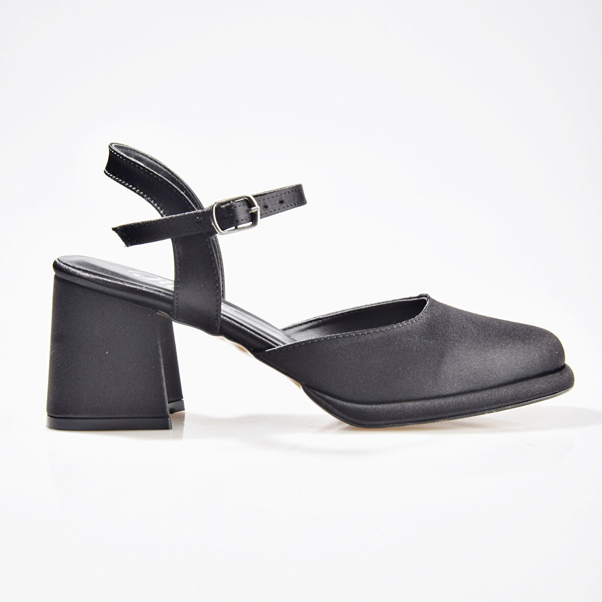 EK Merve 8525 Kadın Kalın Topuklu Ayakkabı