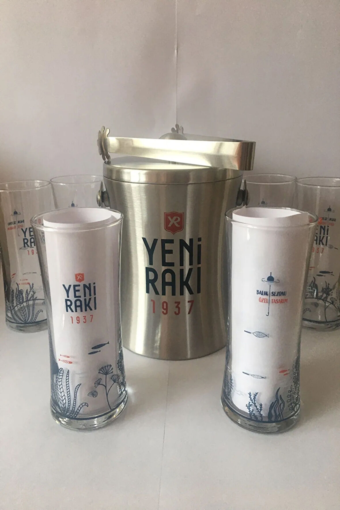 Beyaz Bardak 6 Adet ve Buz Kovası