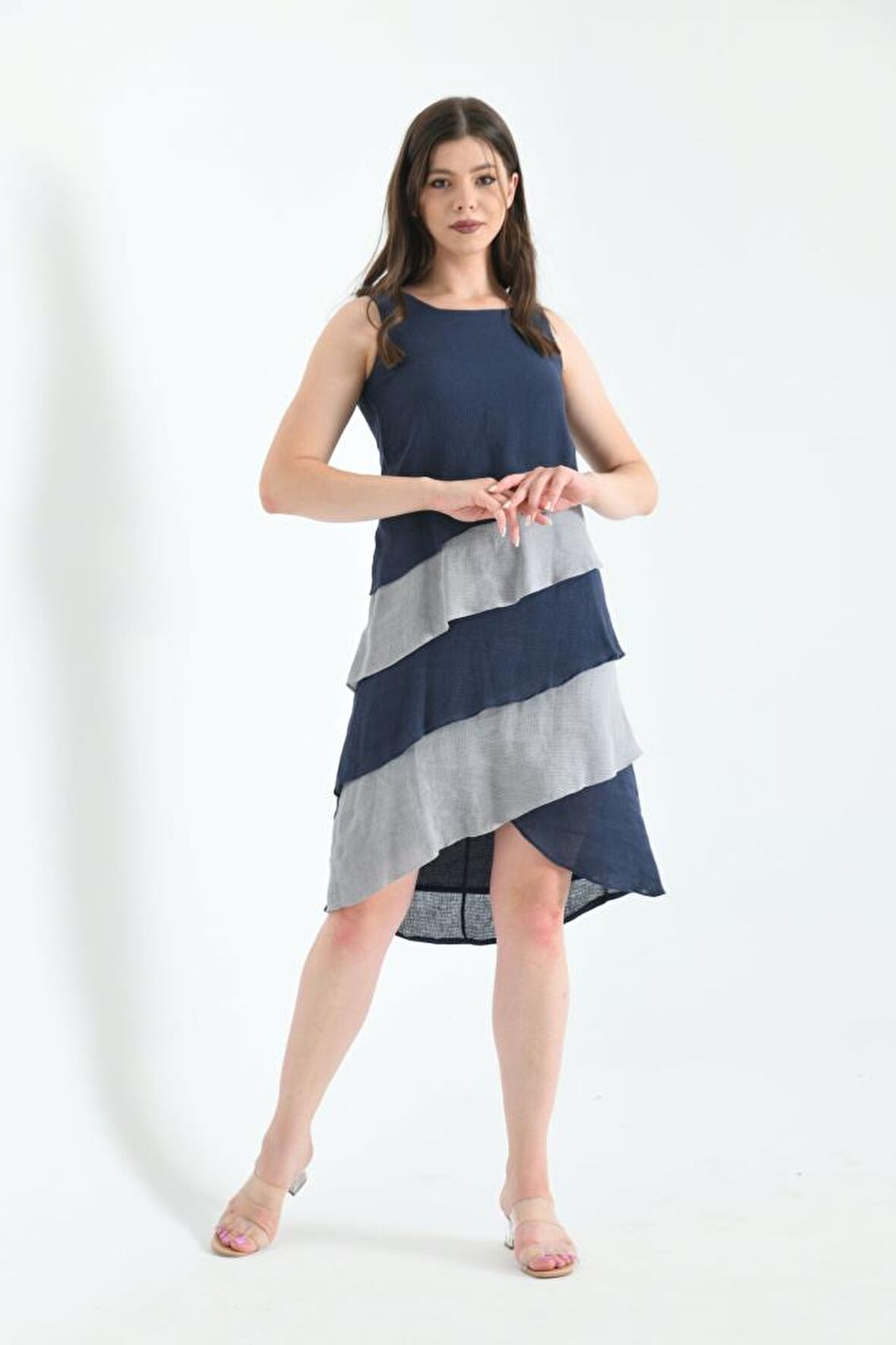 Yuvarlak Yaka Kolsuz Lacivert Kat Kat Kadın Elbise