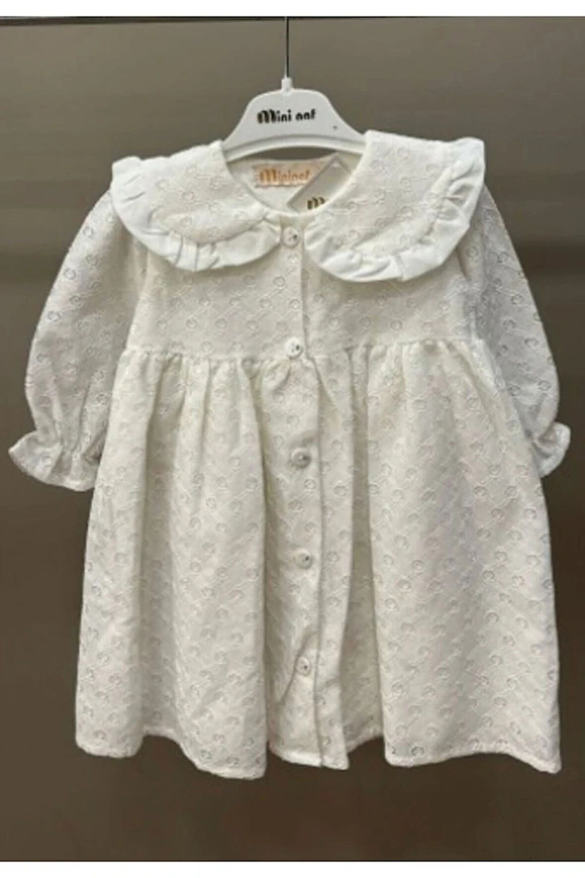 MLKÇ Ekru Fistolu Fırfırlı Bebe Yaka Boydan Düğmeli Uzun Kol Kız Çocuk Elbise 2-5 Yaş 53529