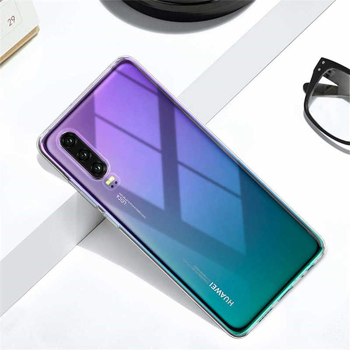 Huawei P30 Uyumlu kamera korumalı Yumuşak Dokulu ve Şık Koruma Şeffaf Kılıf