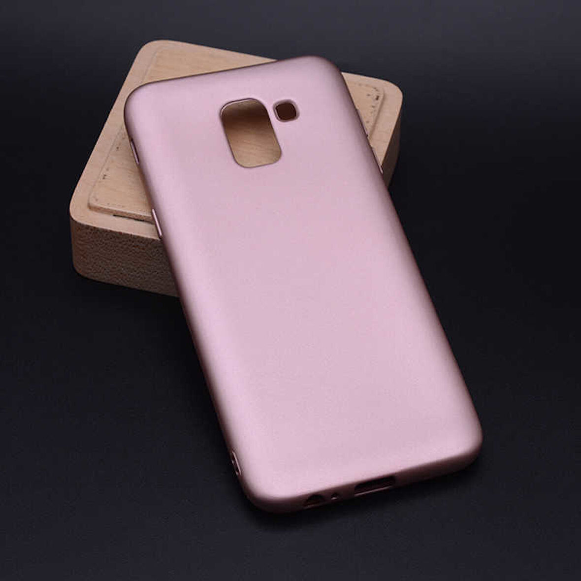 Samsung Galaxy J6 Uyumlu Kılıf Esnek ve Darbe Emici Renkli Koruyucu Kapak