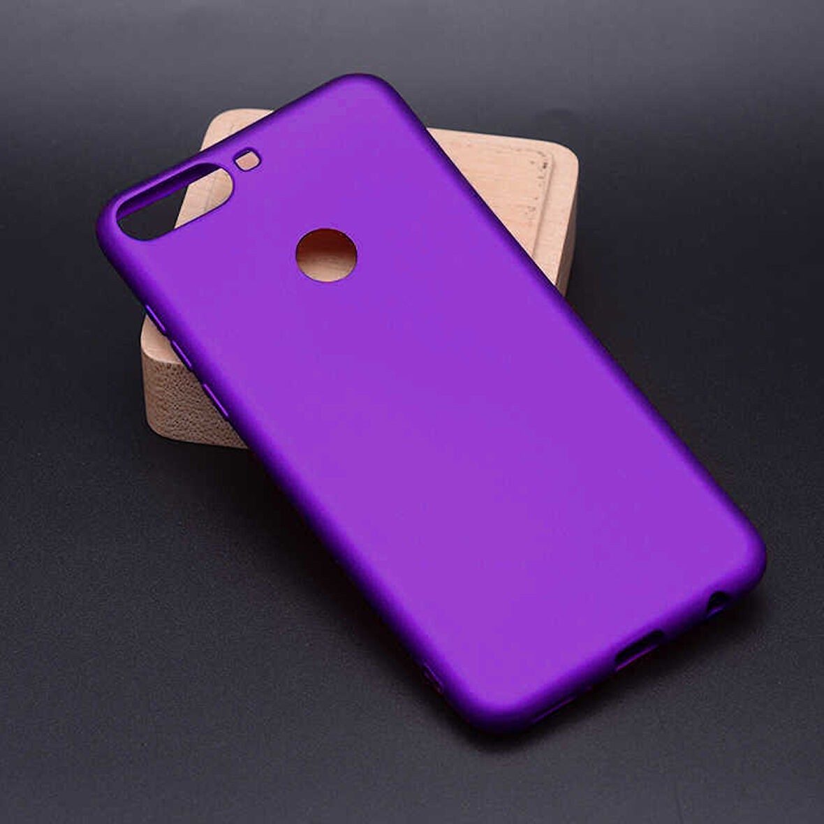 Huawei Y7 2018 Uyumlu Kılıf Esnek ve Darbe Emici Renkli Koruyucu Kapak