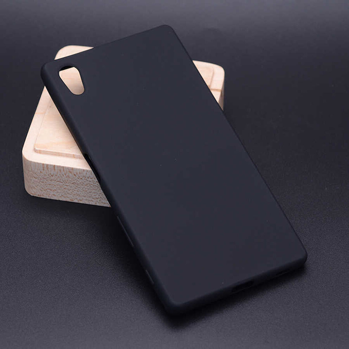 Sony Xperia Z5 Uyumlu Kılıf Esnek ve Darbe Emici Renkli Koruyucu Kapak