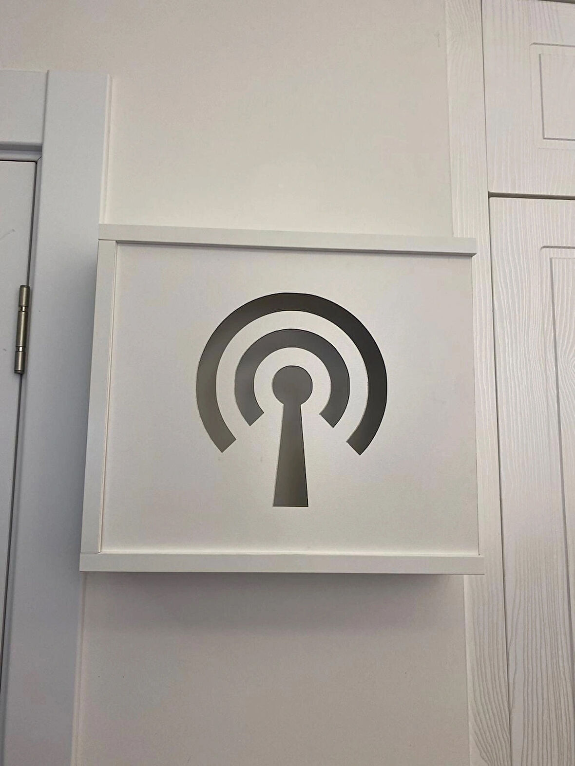 Emirhan Nalbur Anten Uydu Cihazı Saklama Kutusu Sürgü Kapaklı 35 x 40